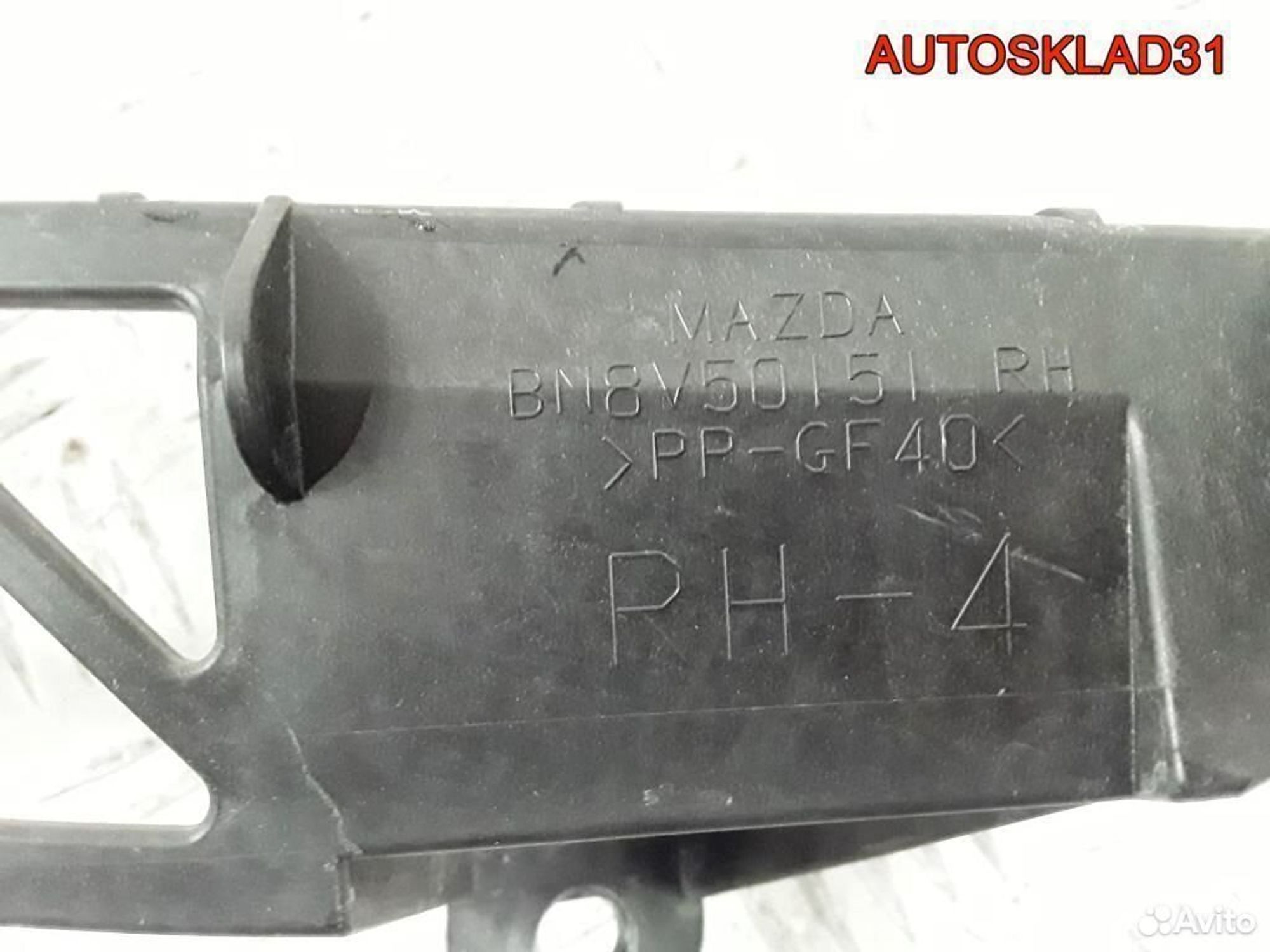 Кронштейн фар правый Mazda 3 BK седан BN8V50151, 1200 рублей, Дубовое