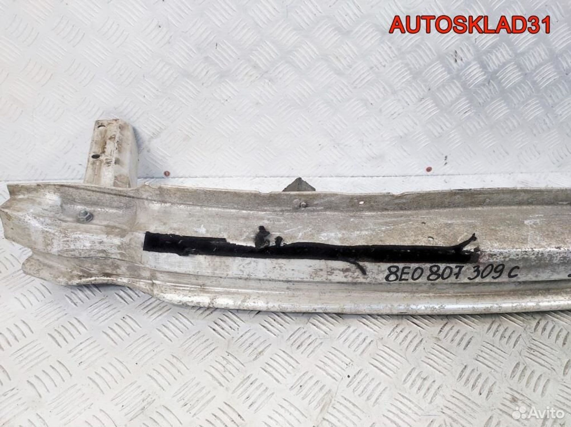 Усилитель заднего бампера Audi A4 B6 8E0807309C, 2300 рублей, Дубовое