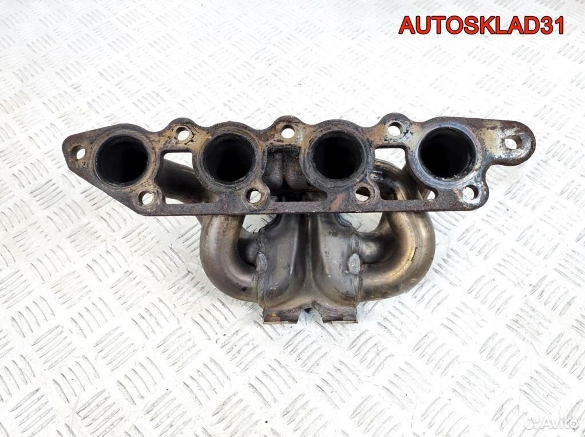 Коллектор выпускной Ford Focus 1 1.8 Бензин, 900 рублей, Дубовое