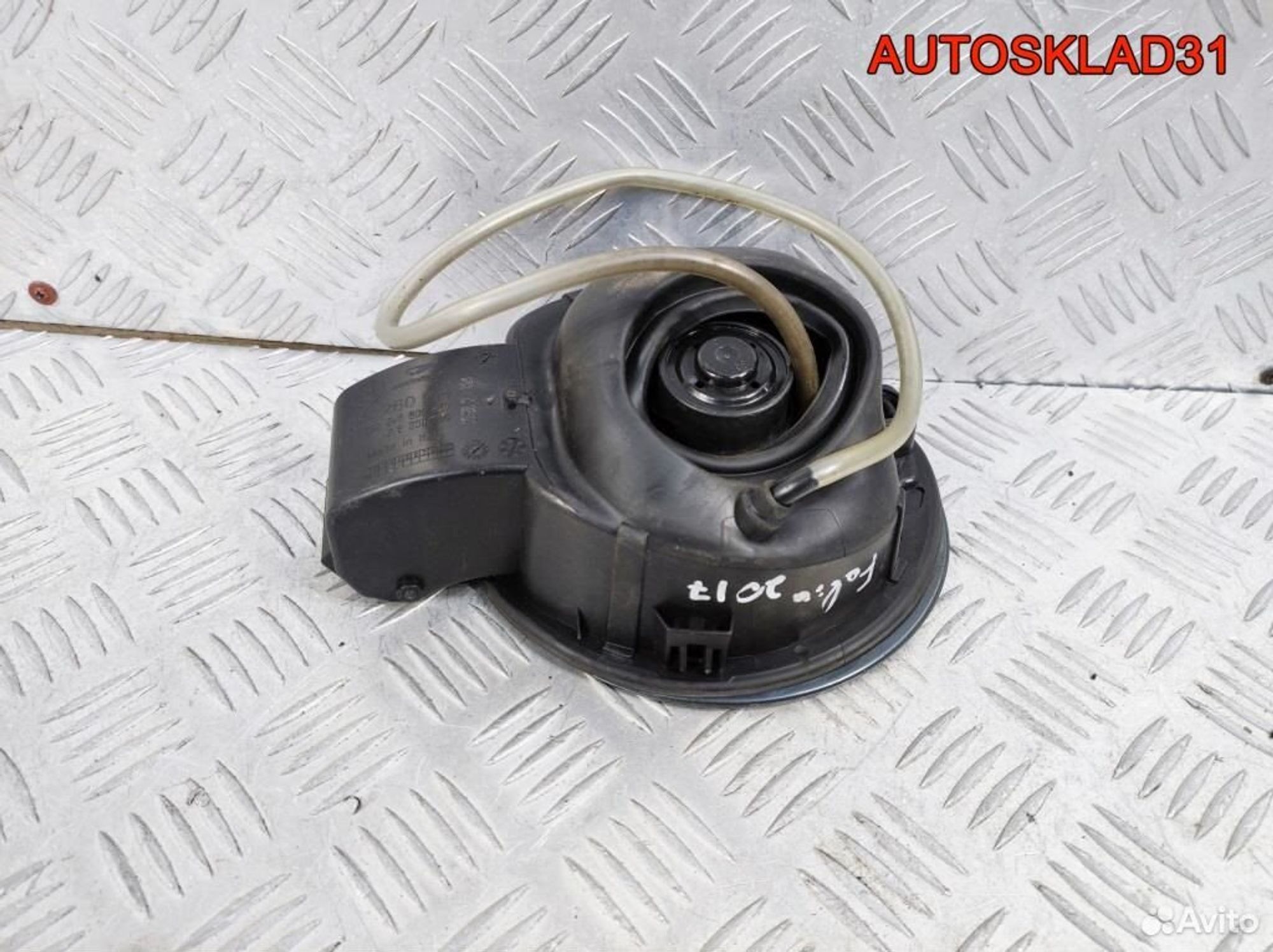 Лючок бензобака Skoda Fabia 3 6V6809857, 1700 рублей, Дубовое