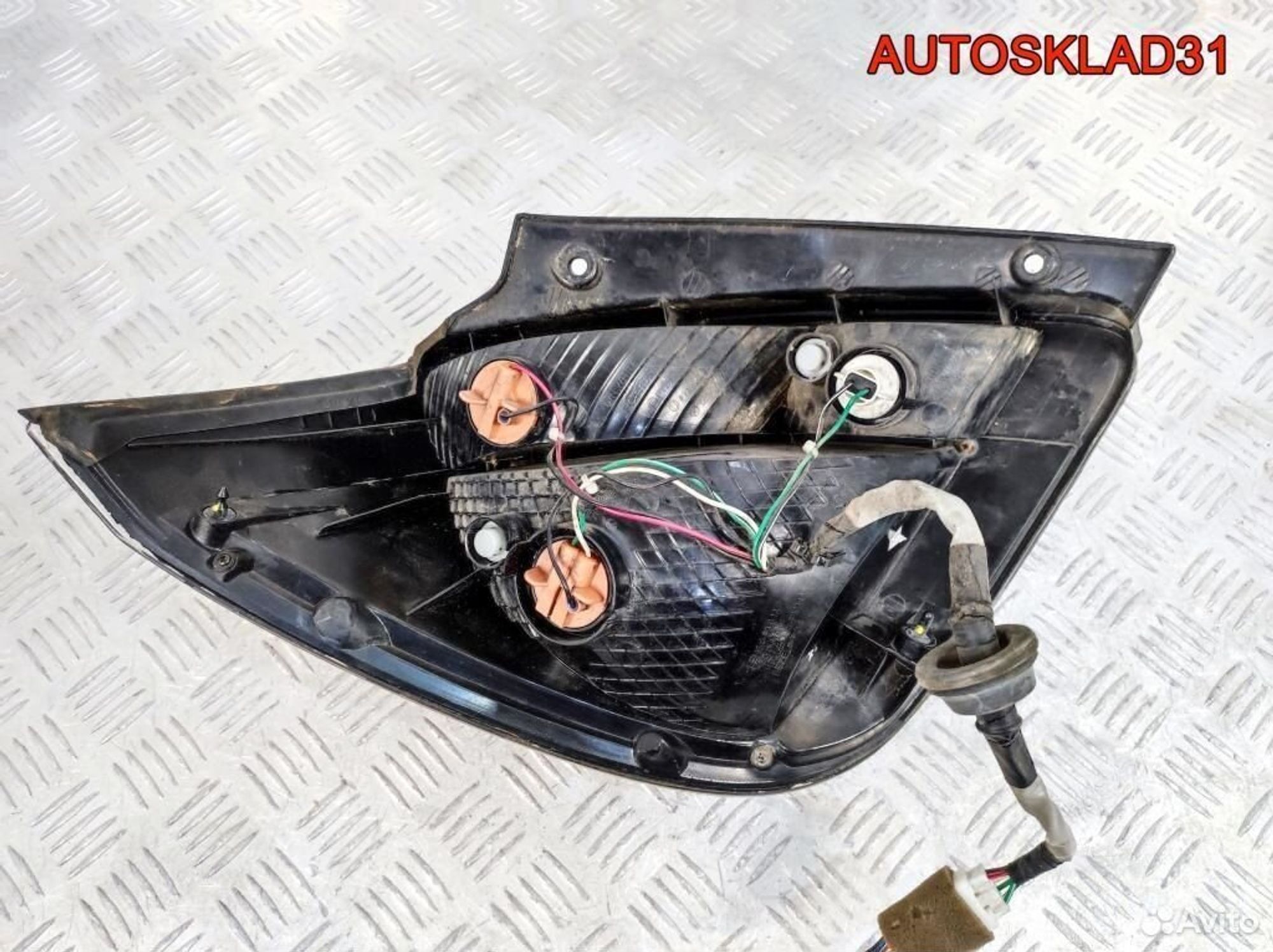 Фонарь задний правый Kia Rio 2 924021G210, 6500 рублей, Дубовое