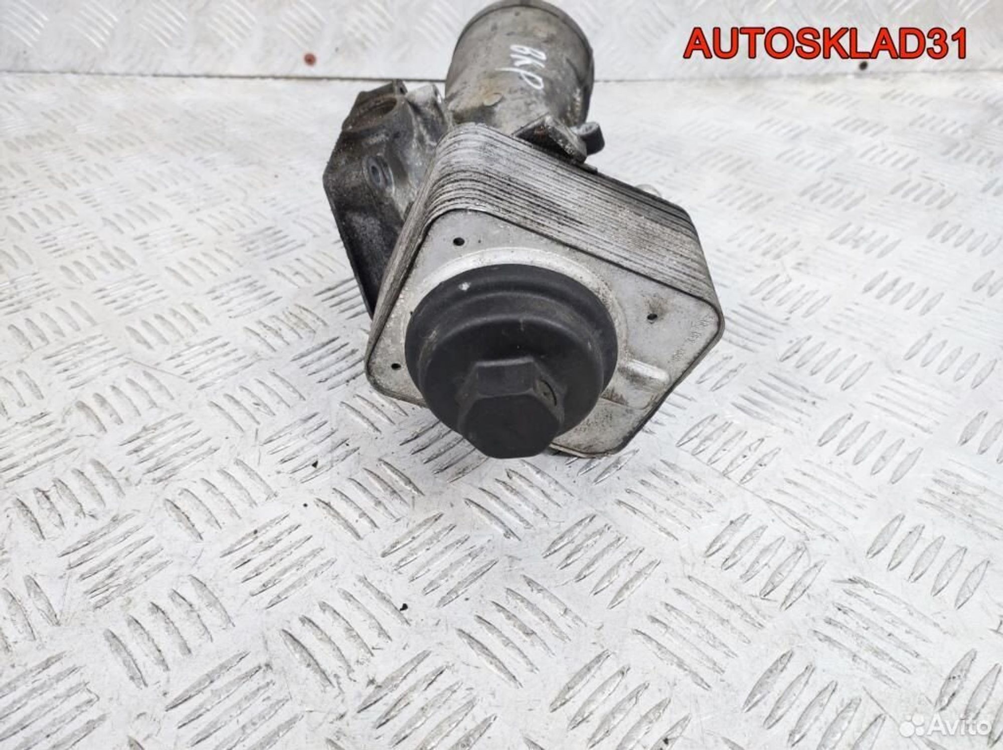 Корпус масляного фильтра VW Passat B6 045115389E, 900 рублей, Дубовое