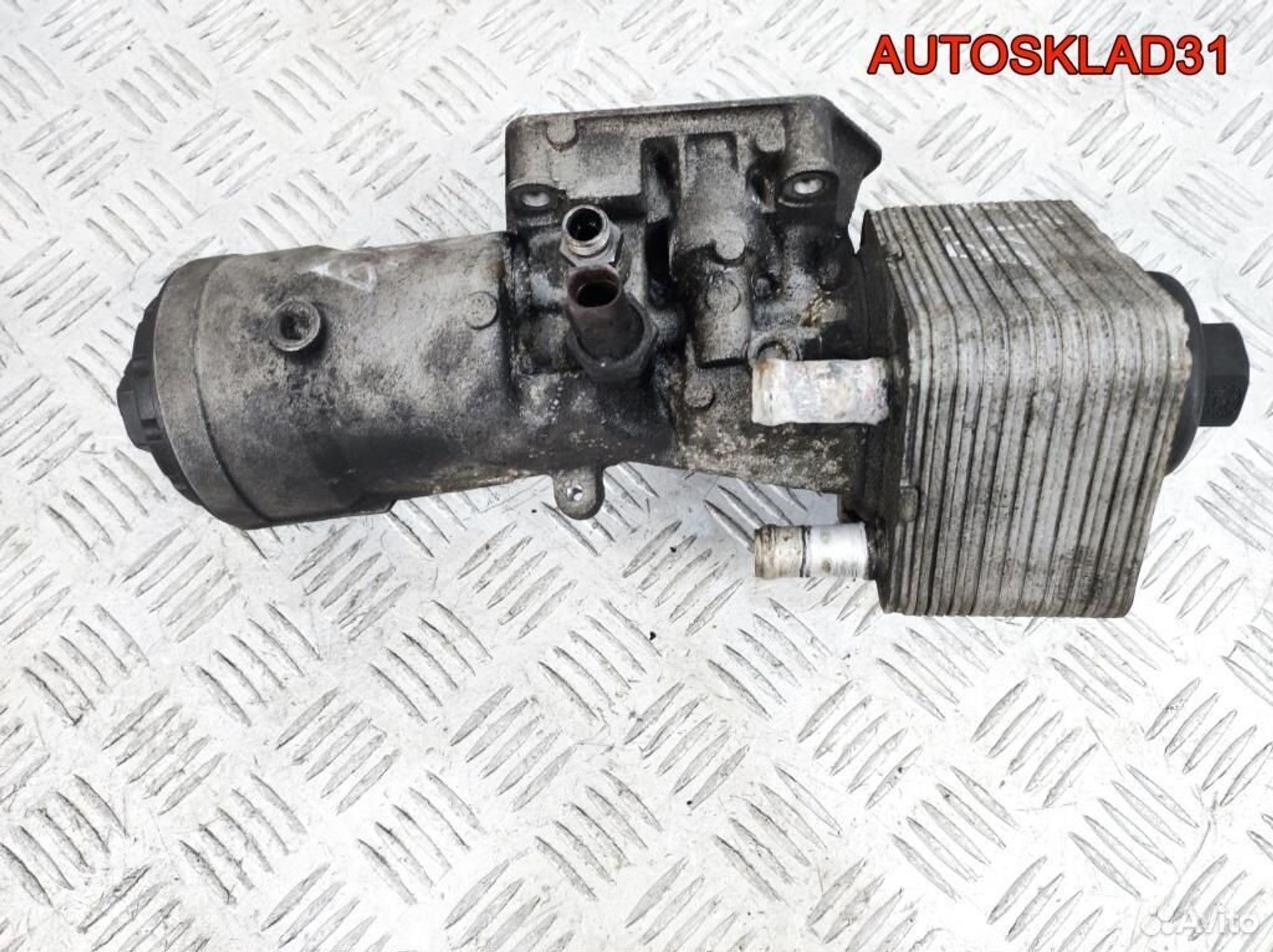 Корпус масляного фильтра VW Passat B6 045115389E, 900 рублей, Дубовое