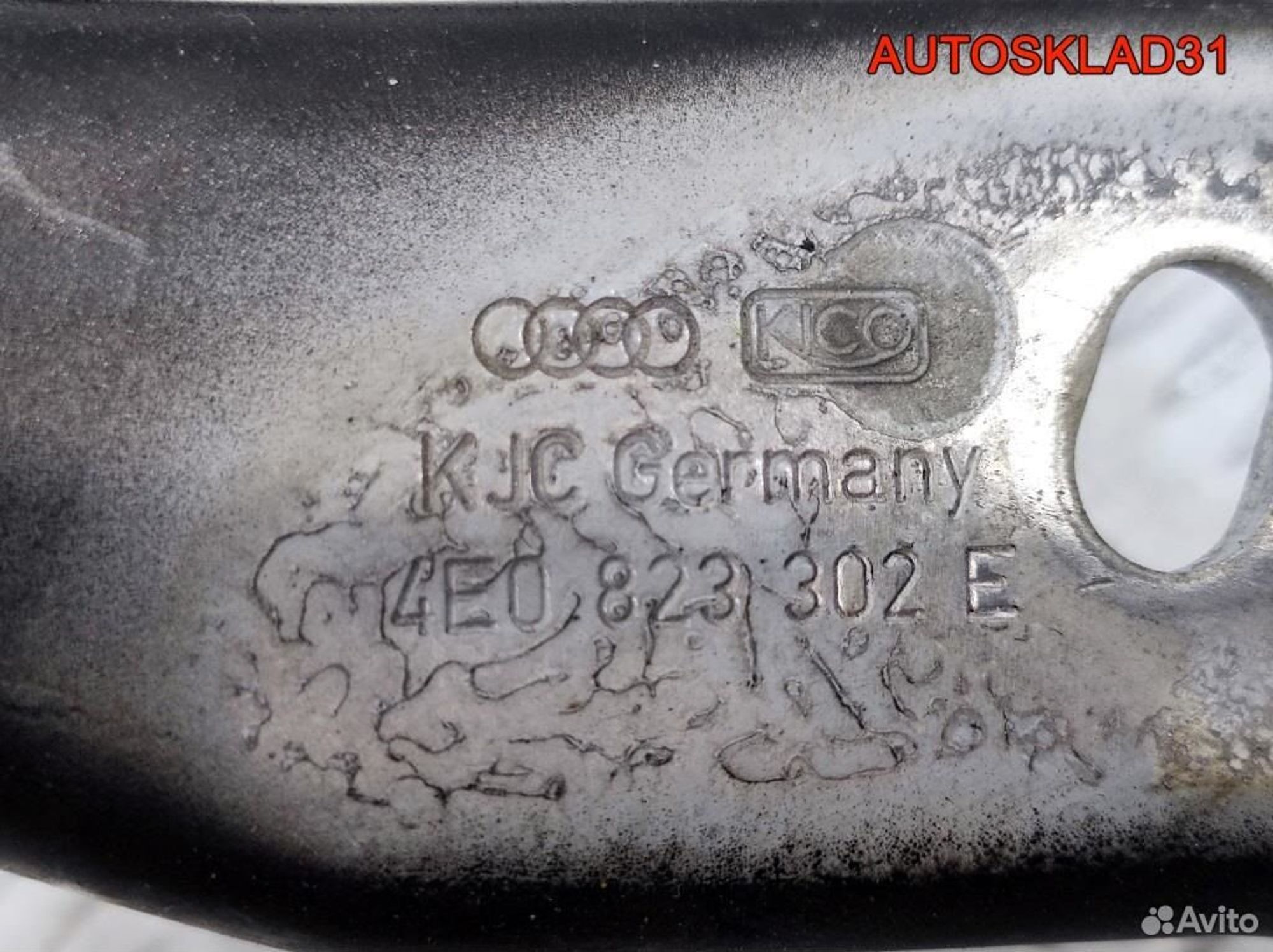 Петля капота комплект Audi A8 D3 4E0823301E, 1700 рублей, Дубовое
