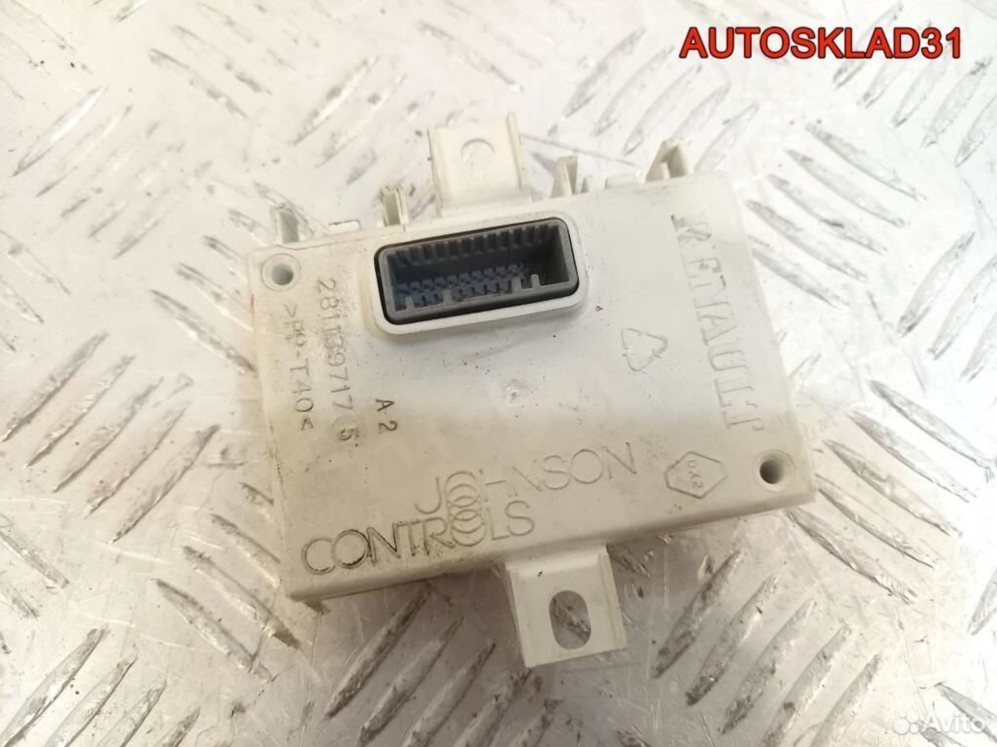 Блок навигации Renault Megane 3 283466187R, 6600 рублей, Дубовое