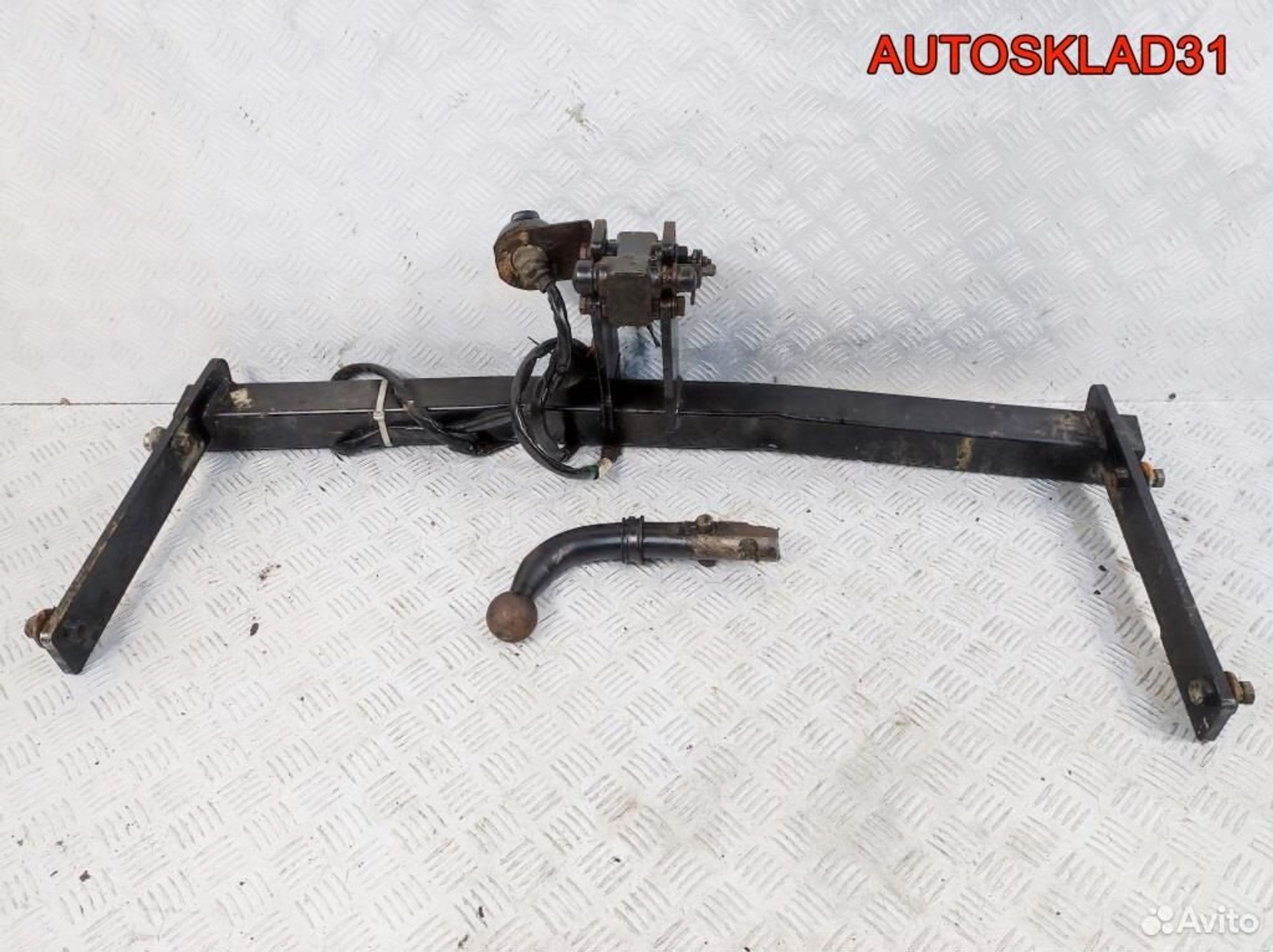 Фаркоп со съемным крюком VW Раssаt B6 Combi, 16200 рублей, Дубовое