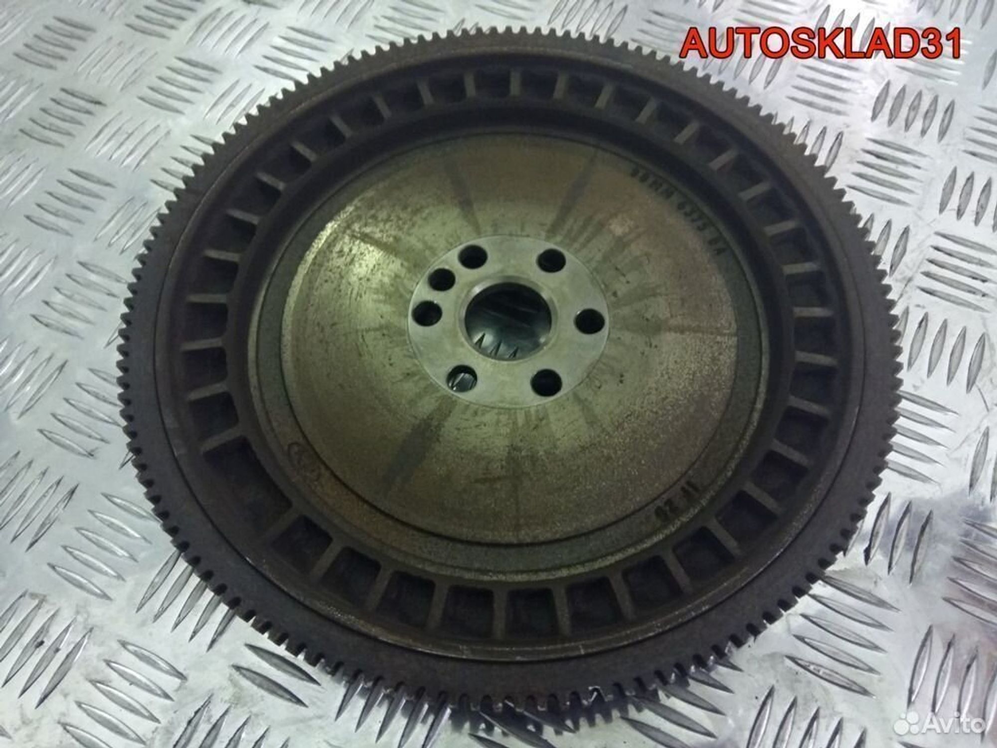 Маховик МКПП Ford Focus 2 HWDA Бензин 98MM6375BA, 900 рублей, Дубовое