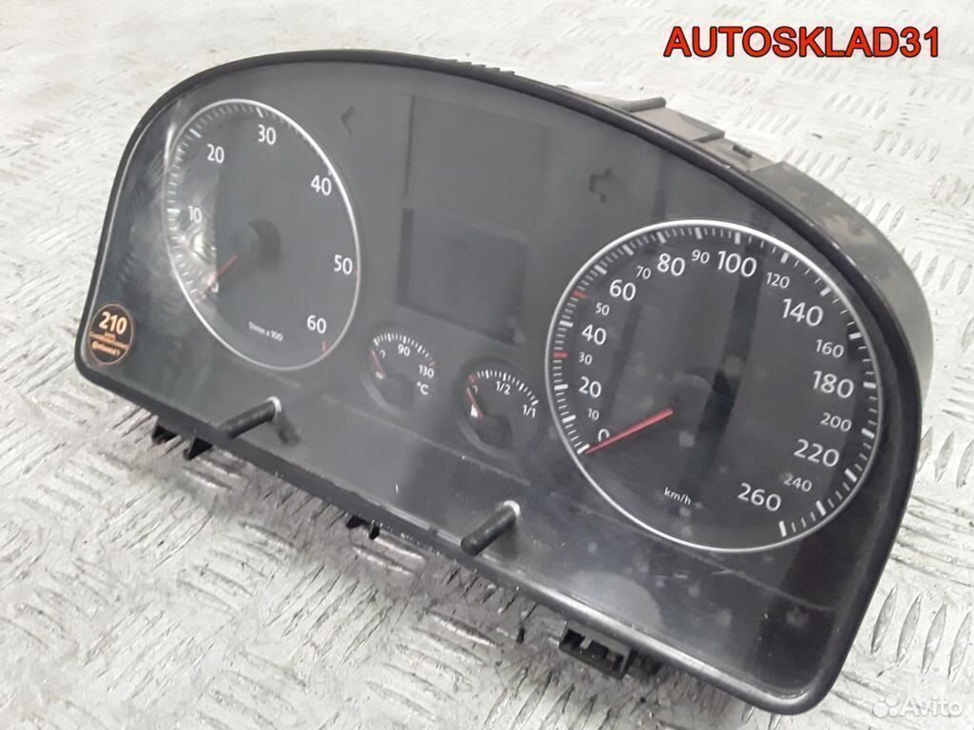 Панель приборов VW Touran 1T0920860C Дизель, 3600 рублей, Дубовое