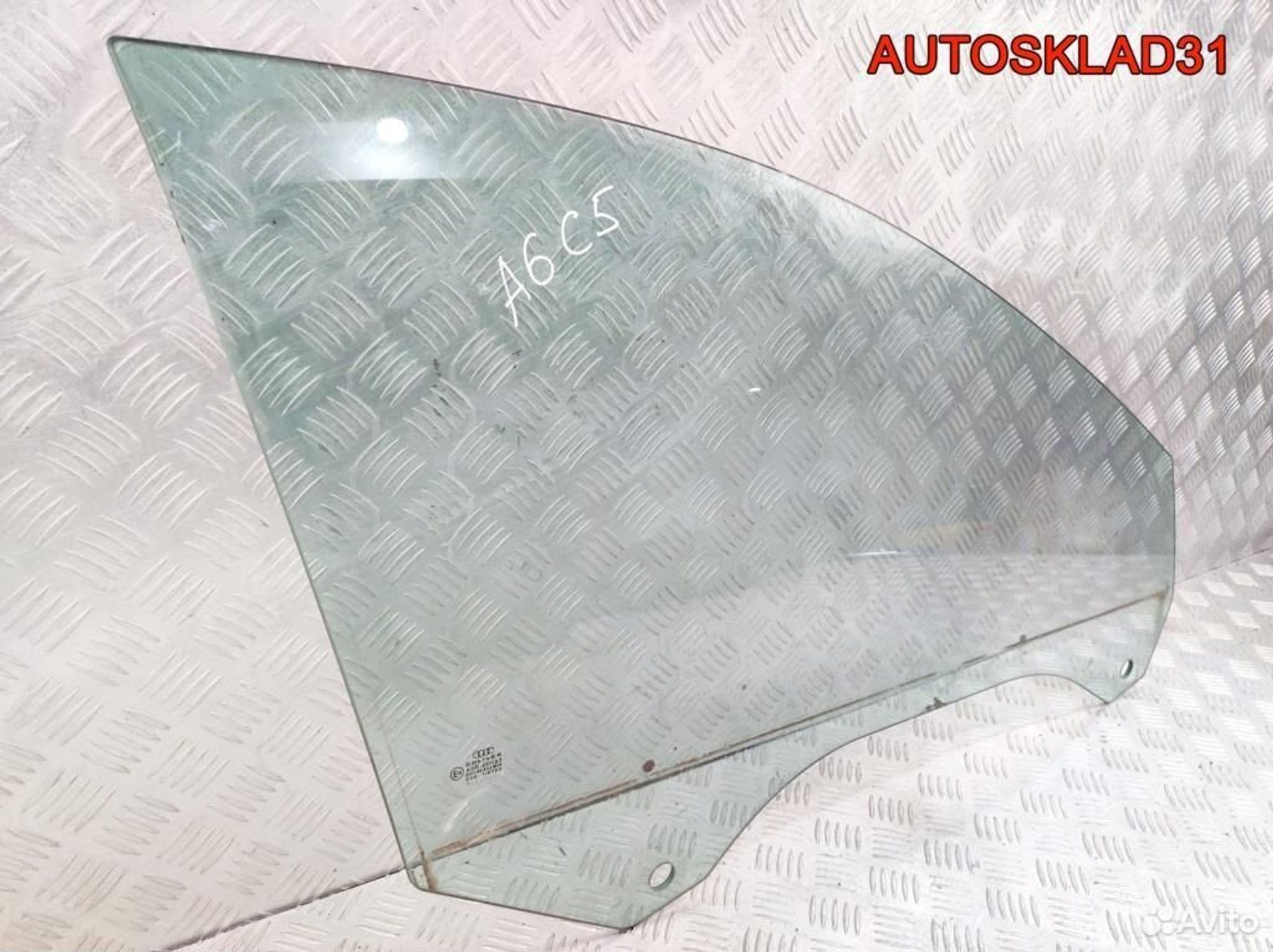 Стекло двери передней правой Audi A6 C5 4B0845202, 700 рублей, Дубовое