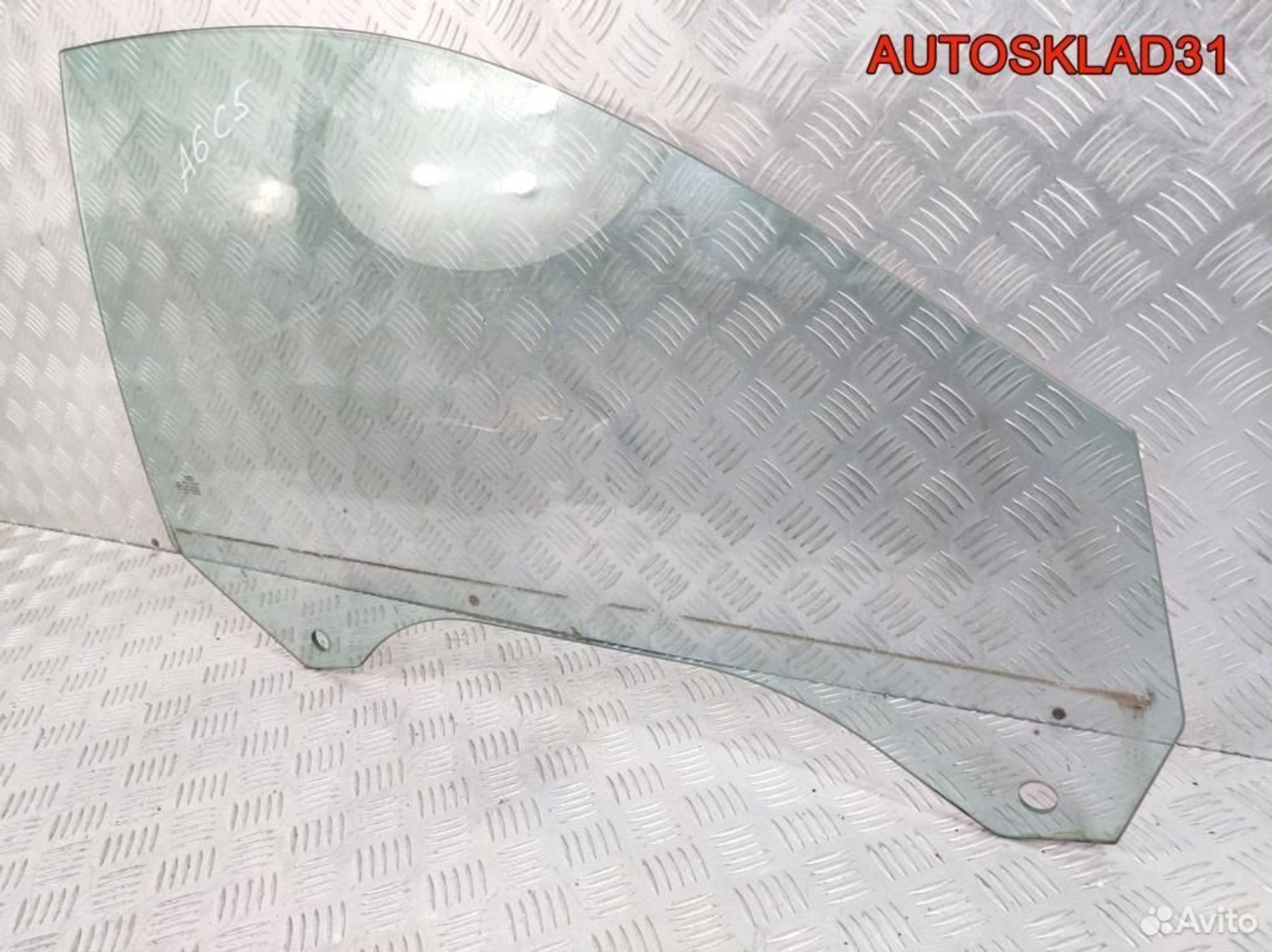 Стекло двери передней правой Audi A6 C5 4B0845202, 700 рублей, Дубовое