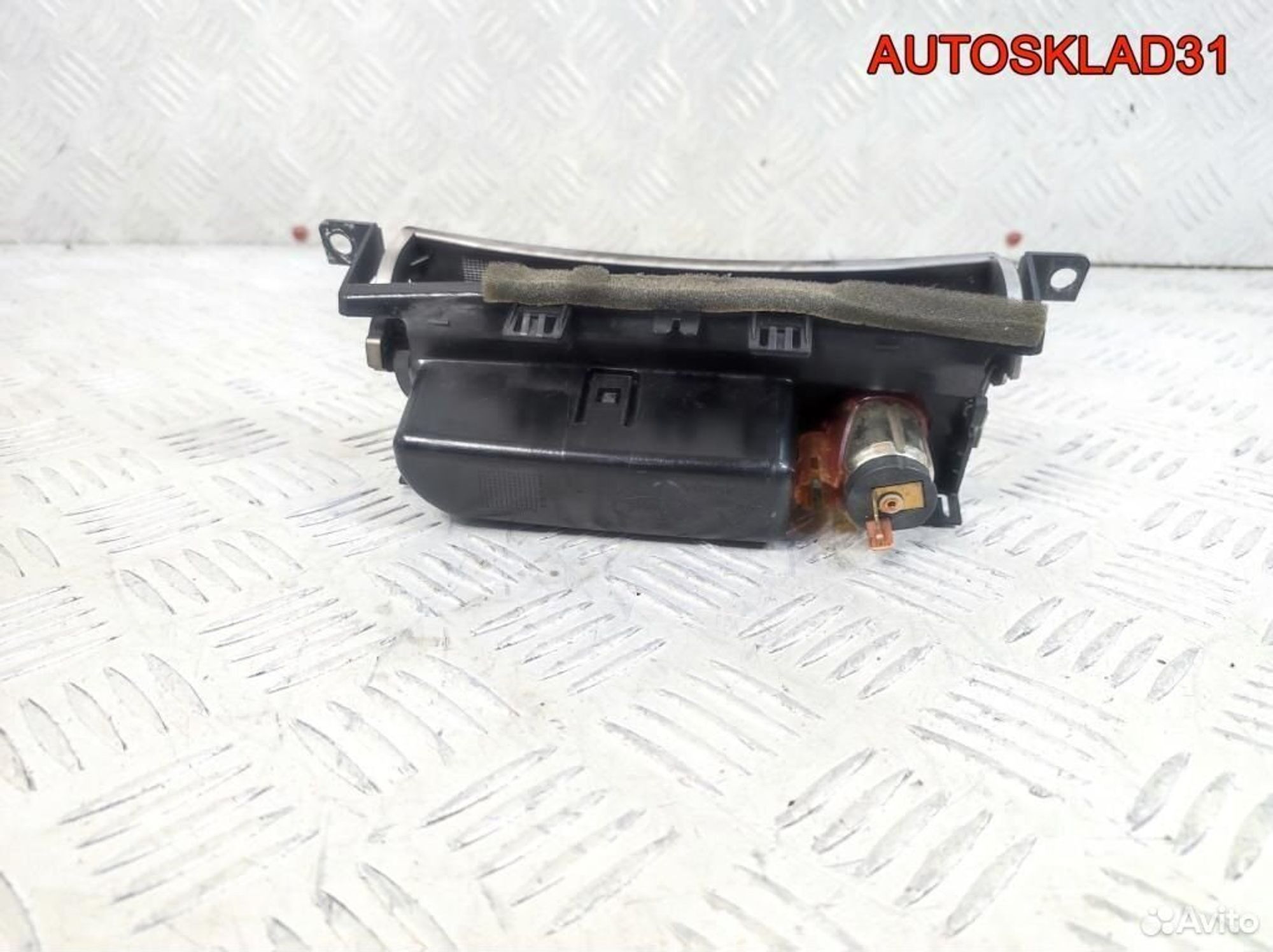 Пепельница передняя Ford S-MAX 6M21U04788A, 1100 рублей, Дубовое