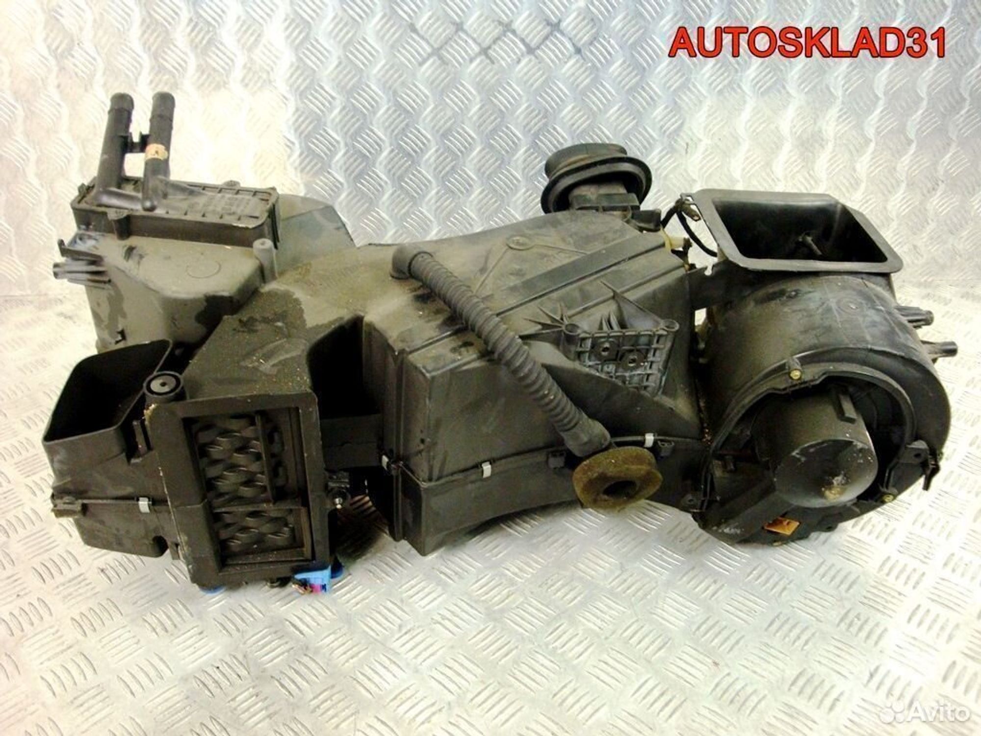 Корпус отопителя VW Passat B5 8D1820005E, 4100 рублей, Дубовое