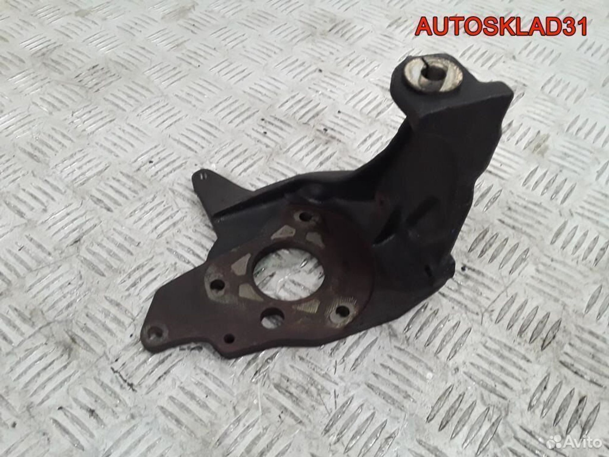 Кронштейн ТНВД VW Sharan 1,9 AHU 028130147B, 1300 рублей, Дубовое