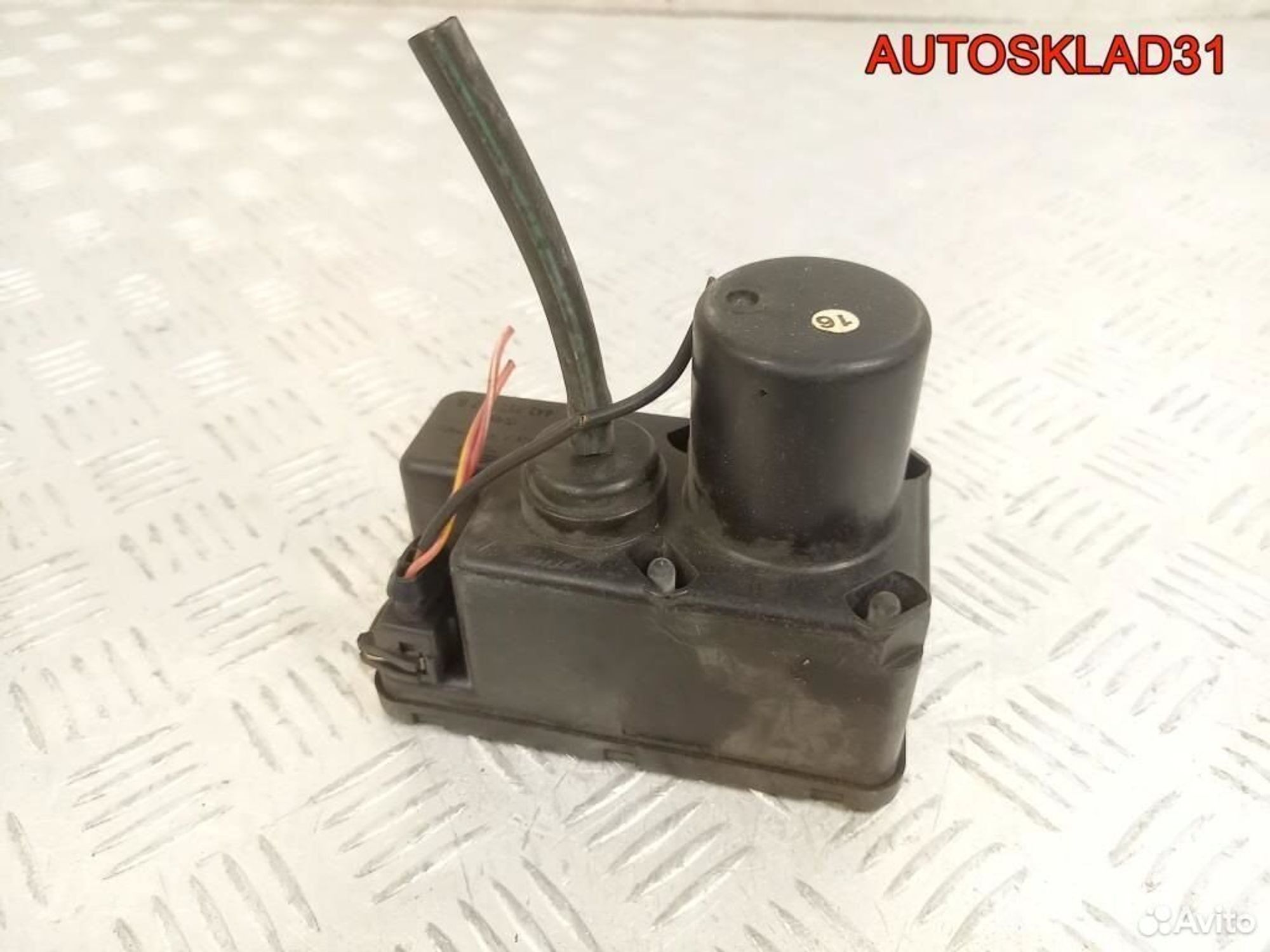 Вакуум центрального замка Audi 100 C4 443862257B, 2100 рублей, Дубовое
