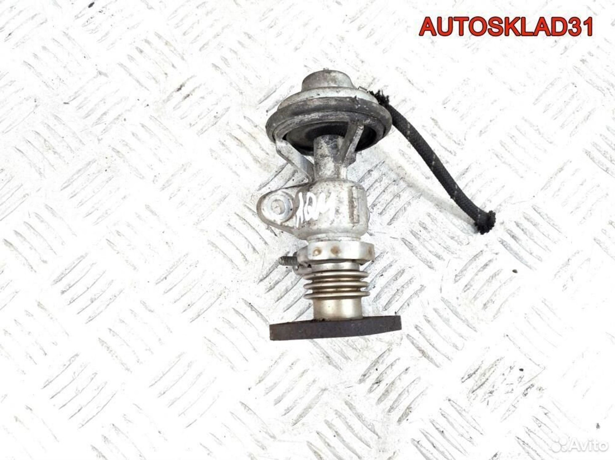 Клапан EGR егр Volkswagen Golf 1.9 AQM 038131501, 1100 рублей, Дубовое