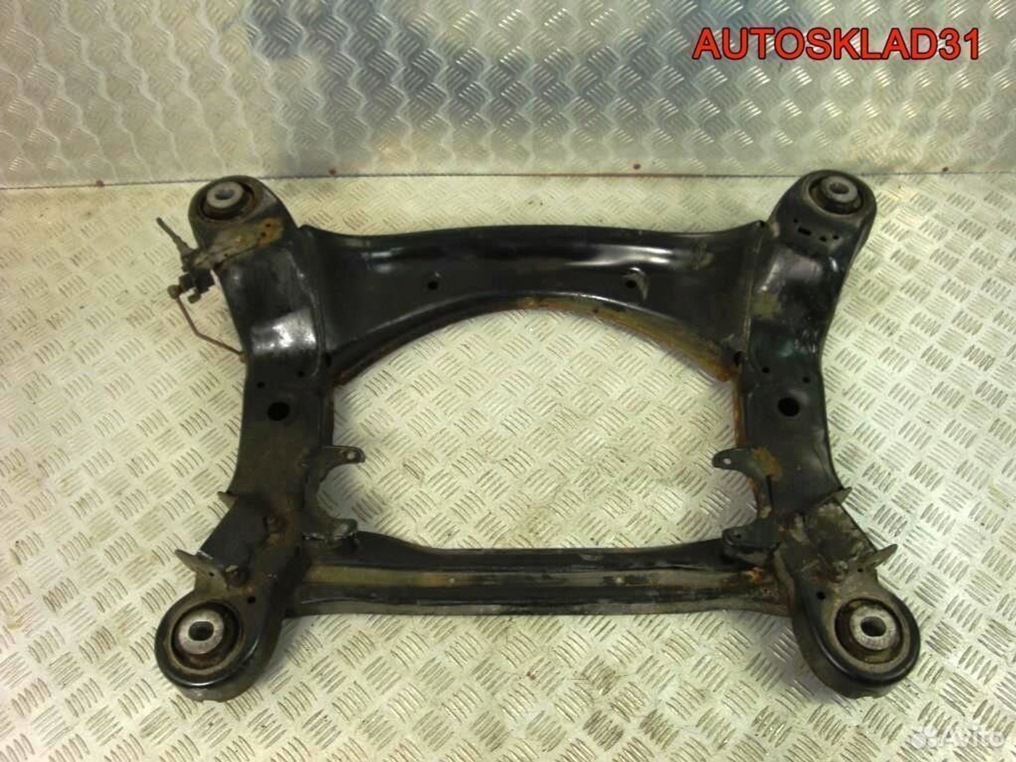 Балка подмоторная Audi A6 C6 4F0399313AA, 5900 рублей, Дубовое