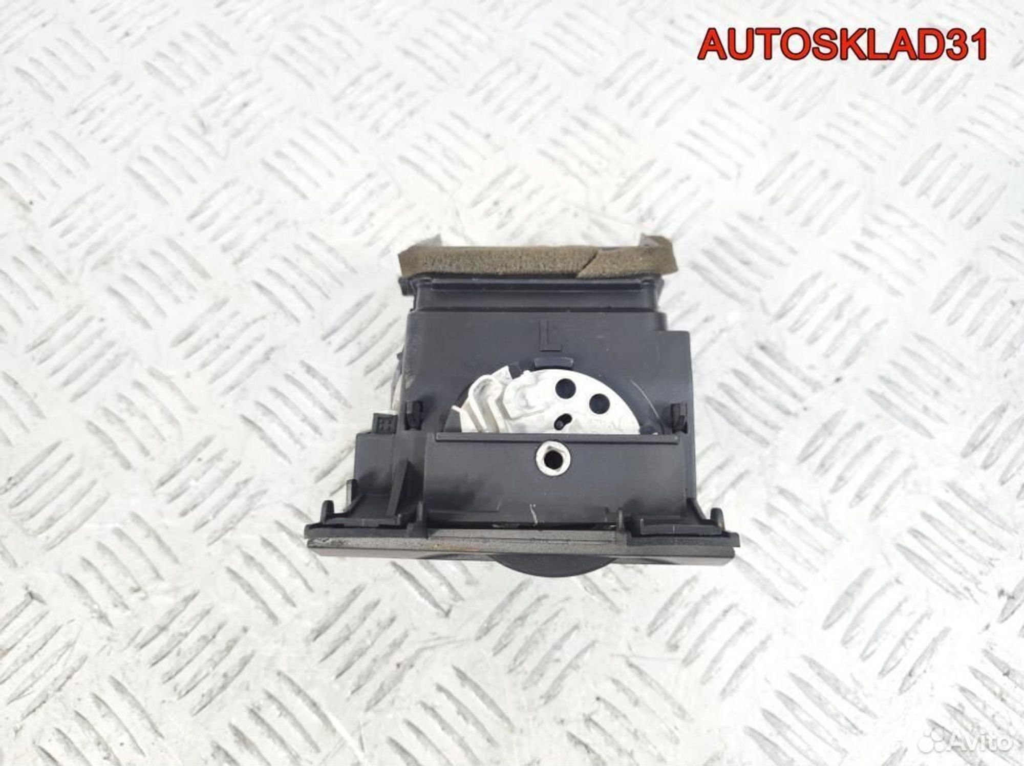 Дефлектор воздушный правый Opel Vectra C 9177169, 900 рублей, Дубовое