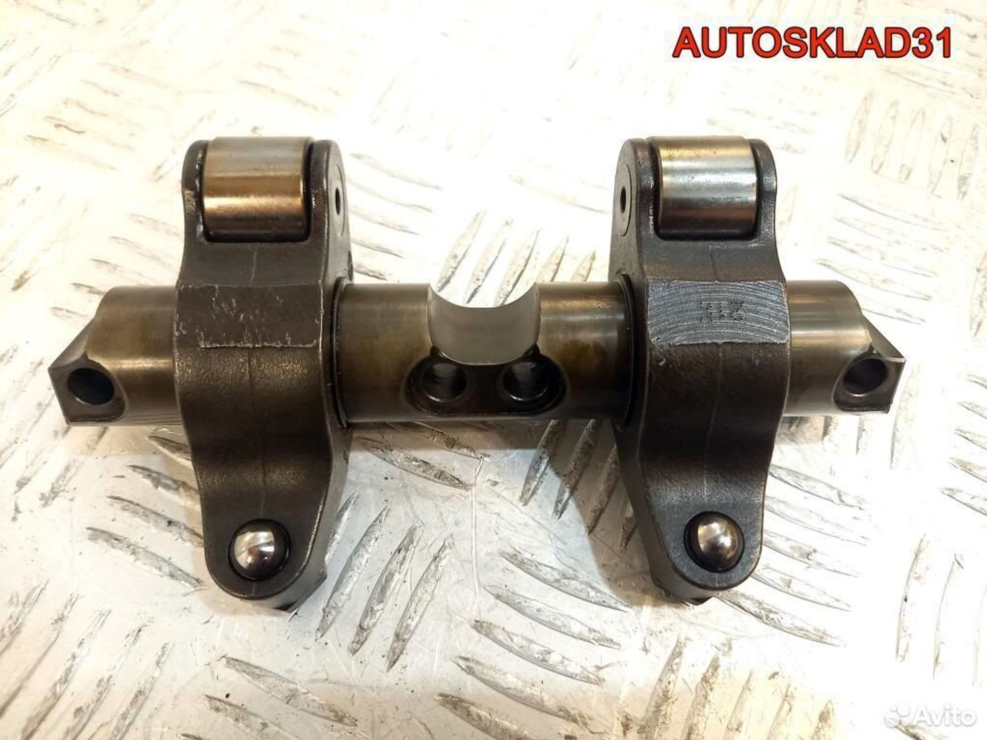 Ось коромысел VW Sharan 2.0 Дизель 038109527AF, 1300 рублей, Дубовое