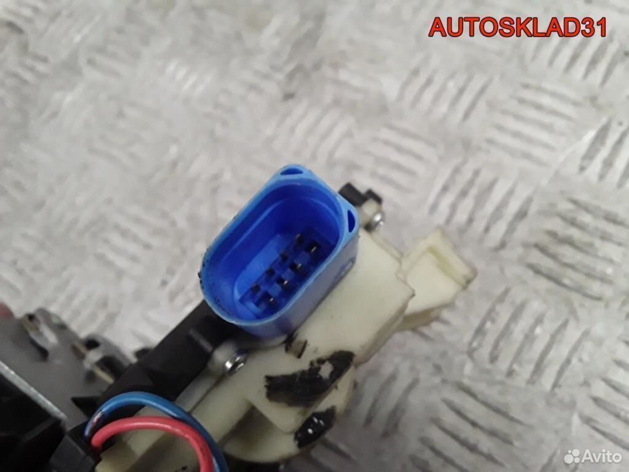 Замок двери передней правой VW Polo 9N 3B1837016CC, 4100 рублей, Дубовое