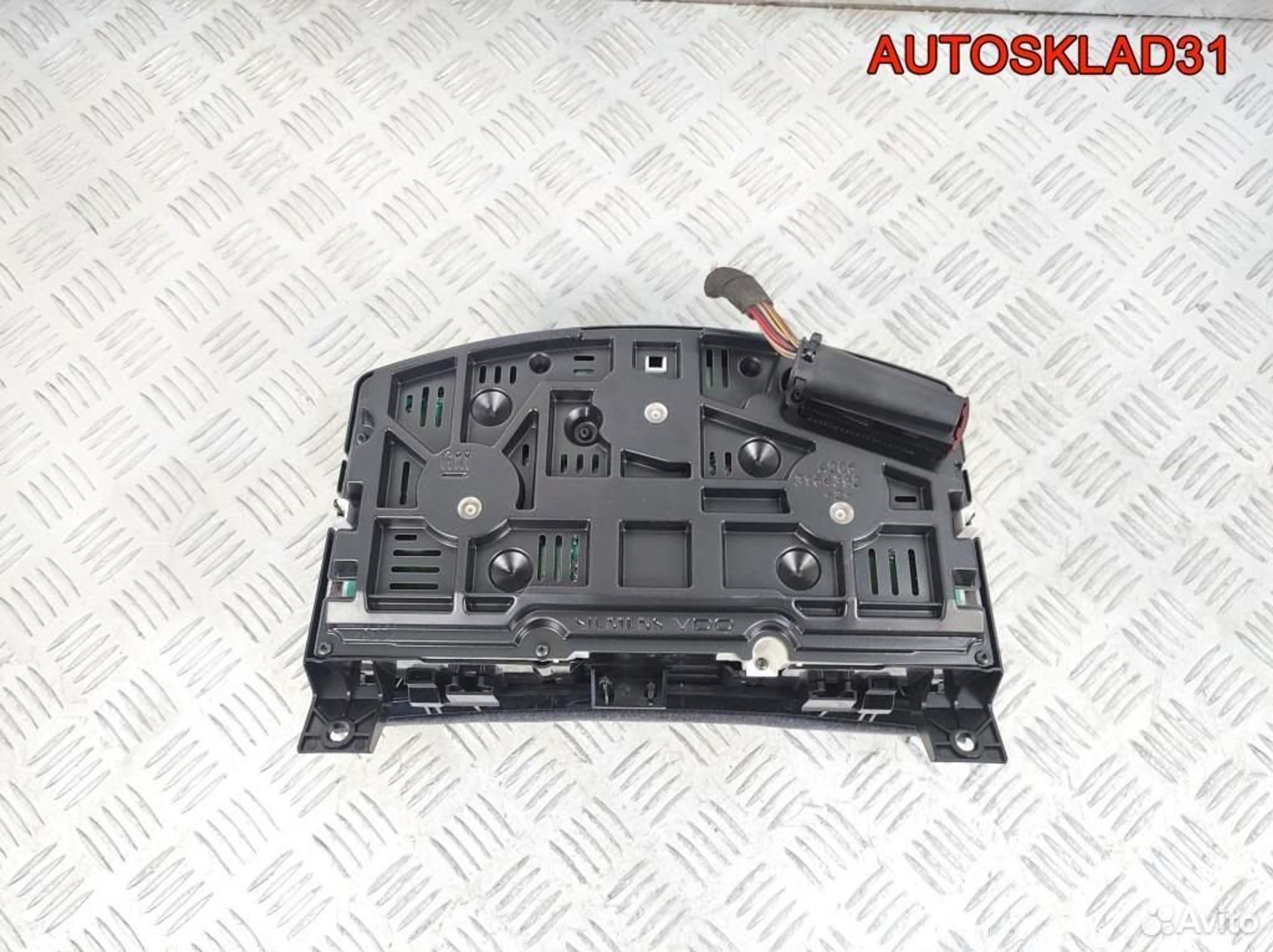 Панель приборов Opel Astra H 13308982 Бензин, 4600 рублей, Дубовое