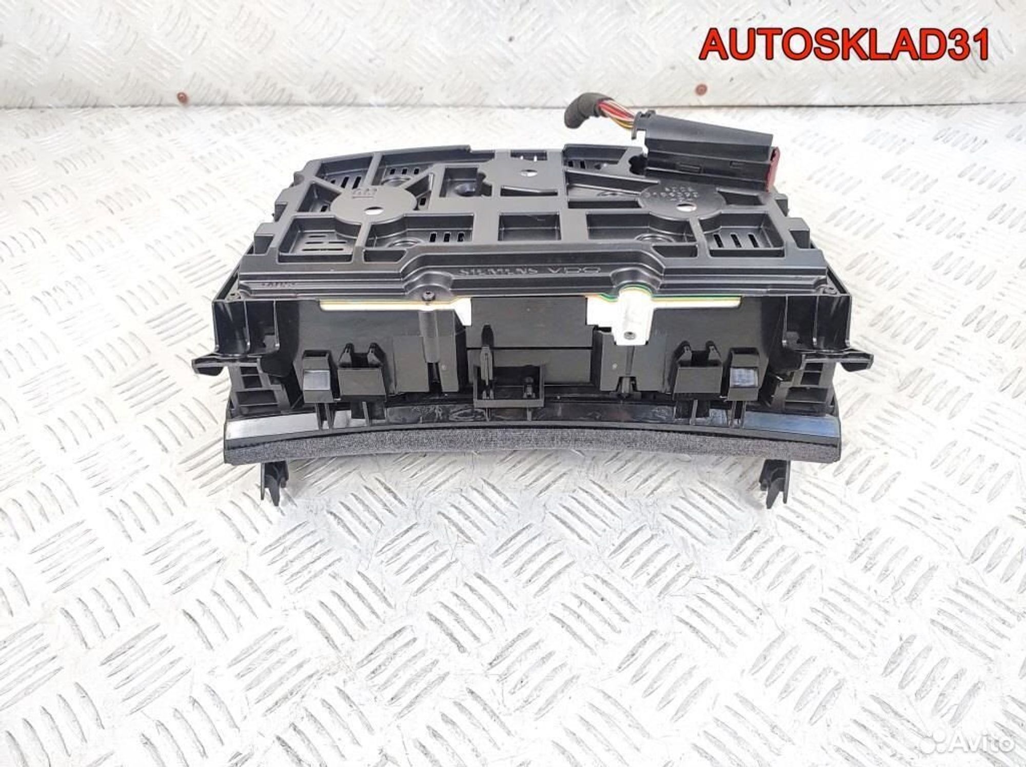 Панель приборов Opel Astra H 13308982 Бензин, 4600 рублей, Дубовое