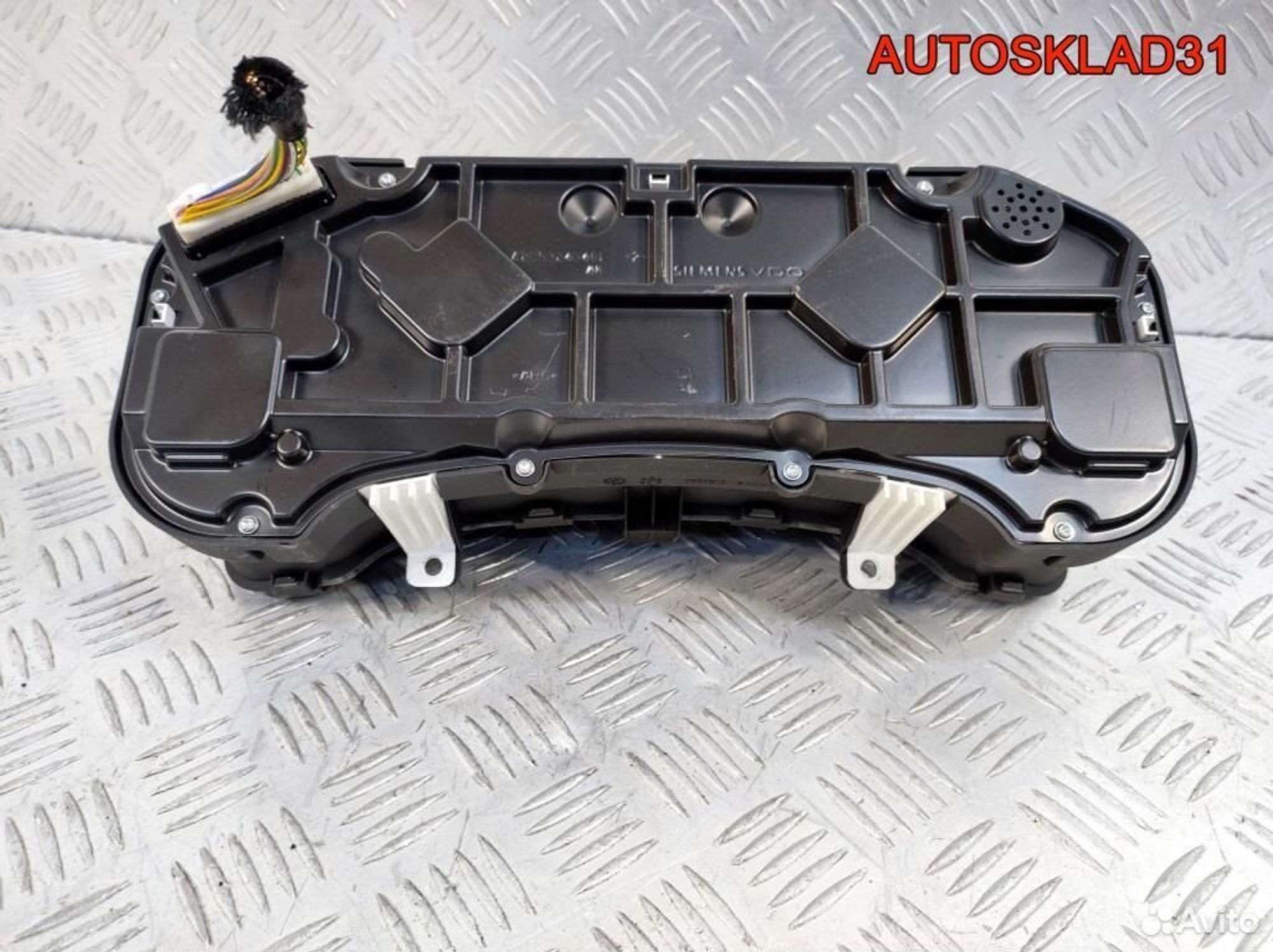 Панель приборов Toyota Auris E15 8380002L52 Бензин, 3600 рублей, Дубовое