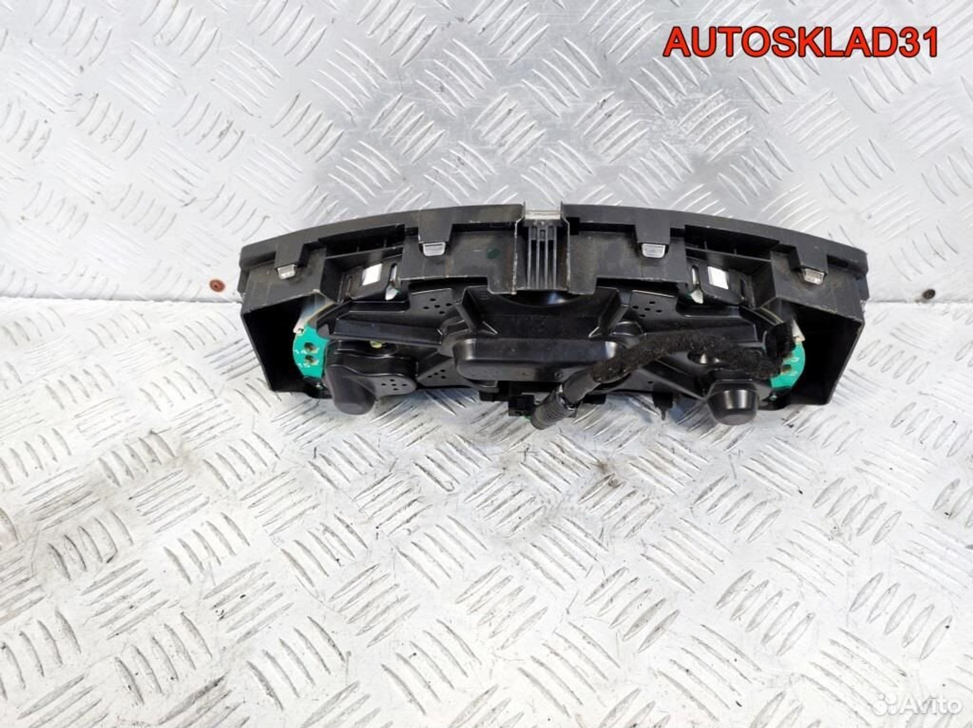 Панель приборов Opel Meriva A 13214771 Бензин, 2500 рублей, Дубовое