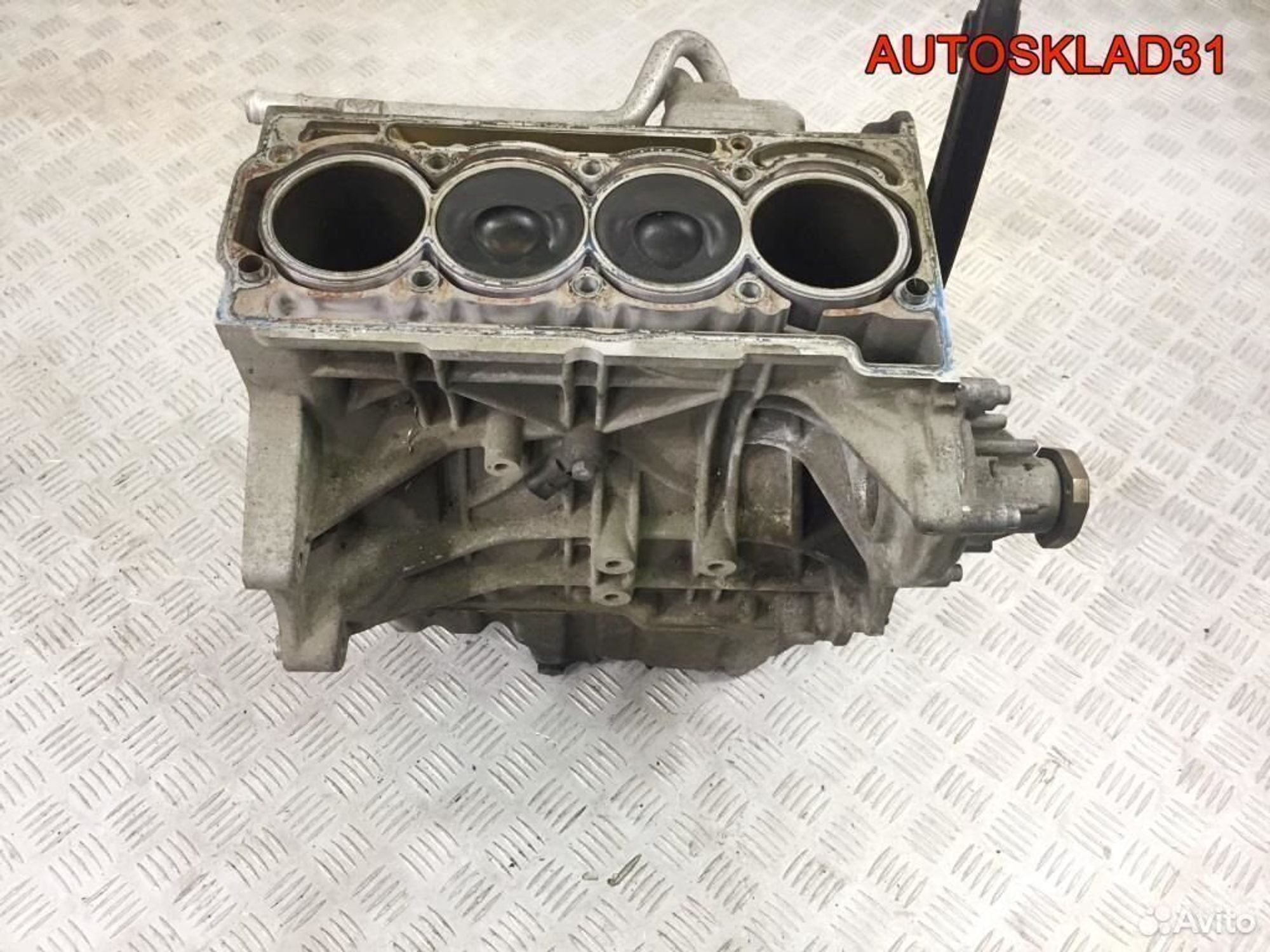 Блок двигателя Volkswagen Golf 5 BLP 03C103019G, 5400 рублей, Дубовое