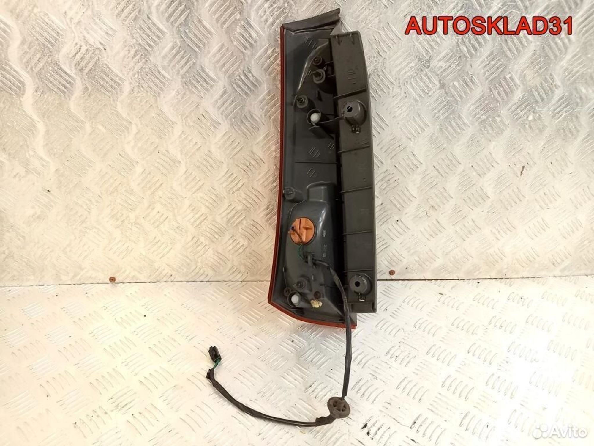 Фонарь задний правый Kia Ceed 924041H350 Универсал, 2600 рублей, Дубовое