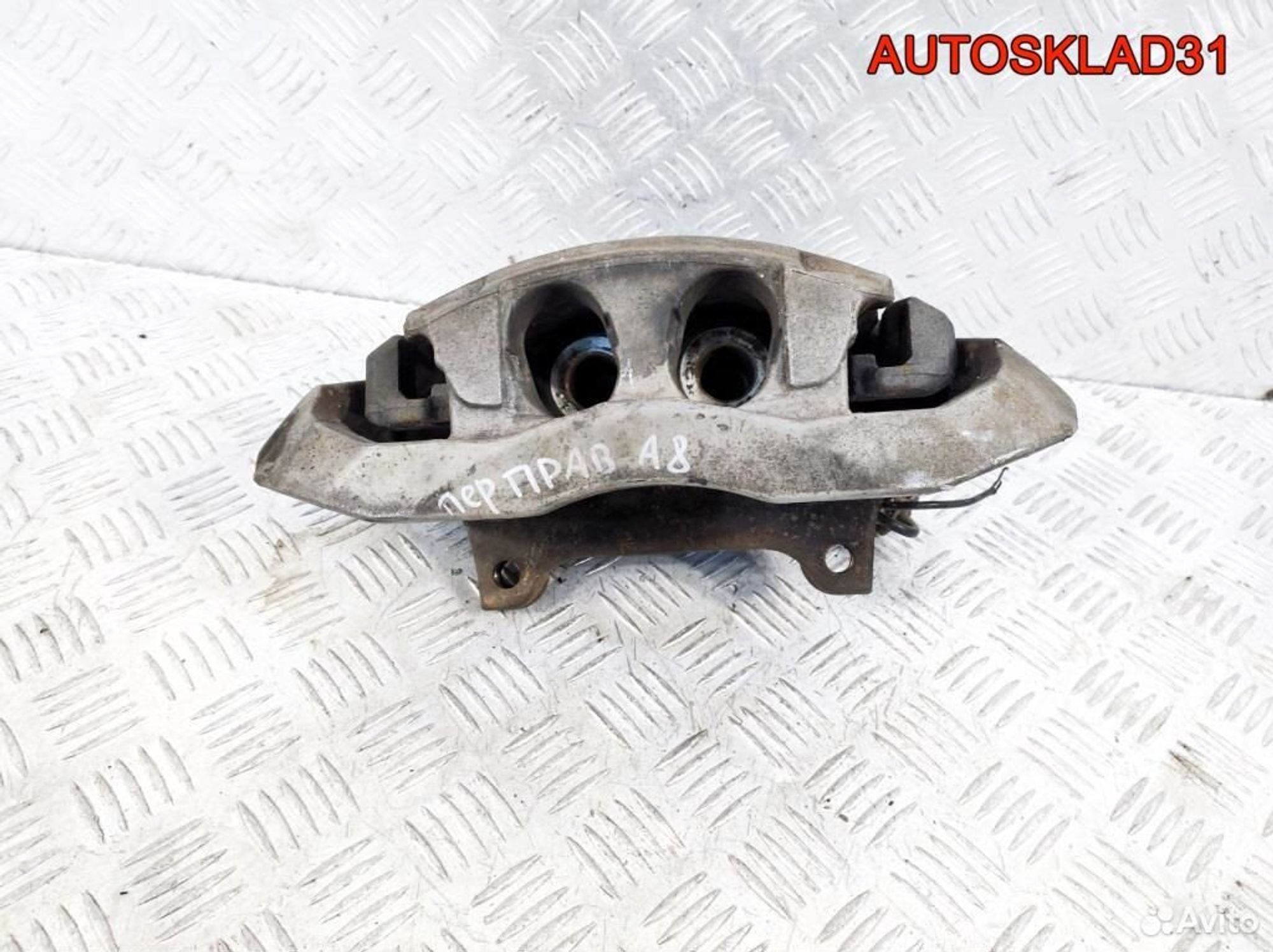 Суппорт тормозной передний правый Audi A8 D3 4Е0615124, 5000 рублей, Дубовое