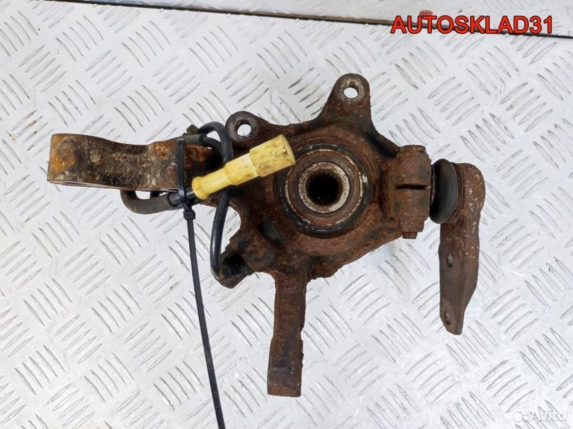 Кулак поворотный передний левый Renault Kangoo, 3600 рублей, Дубовое