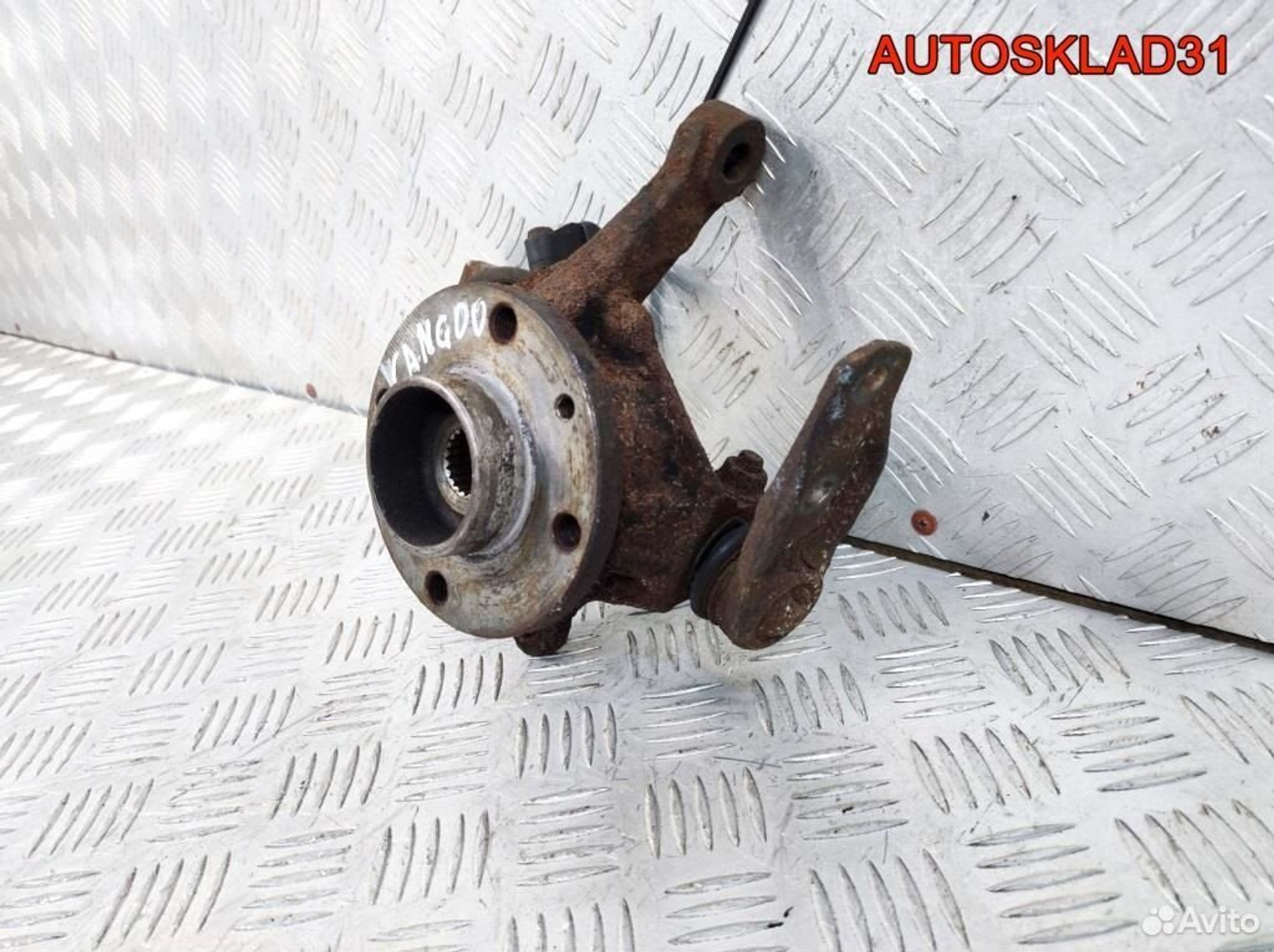 Кулак поворотный передний левый Renault Kangoo, 3600 рублей, Дубовое