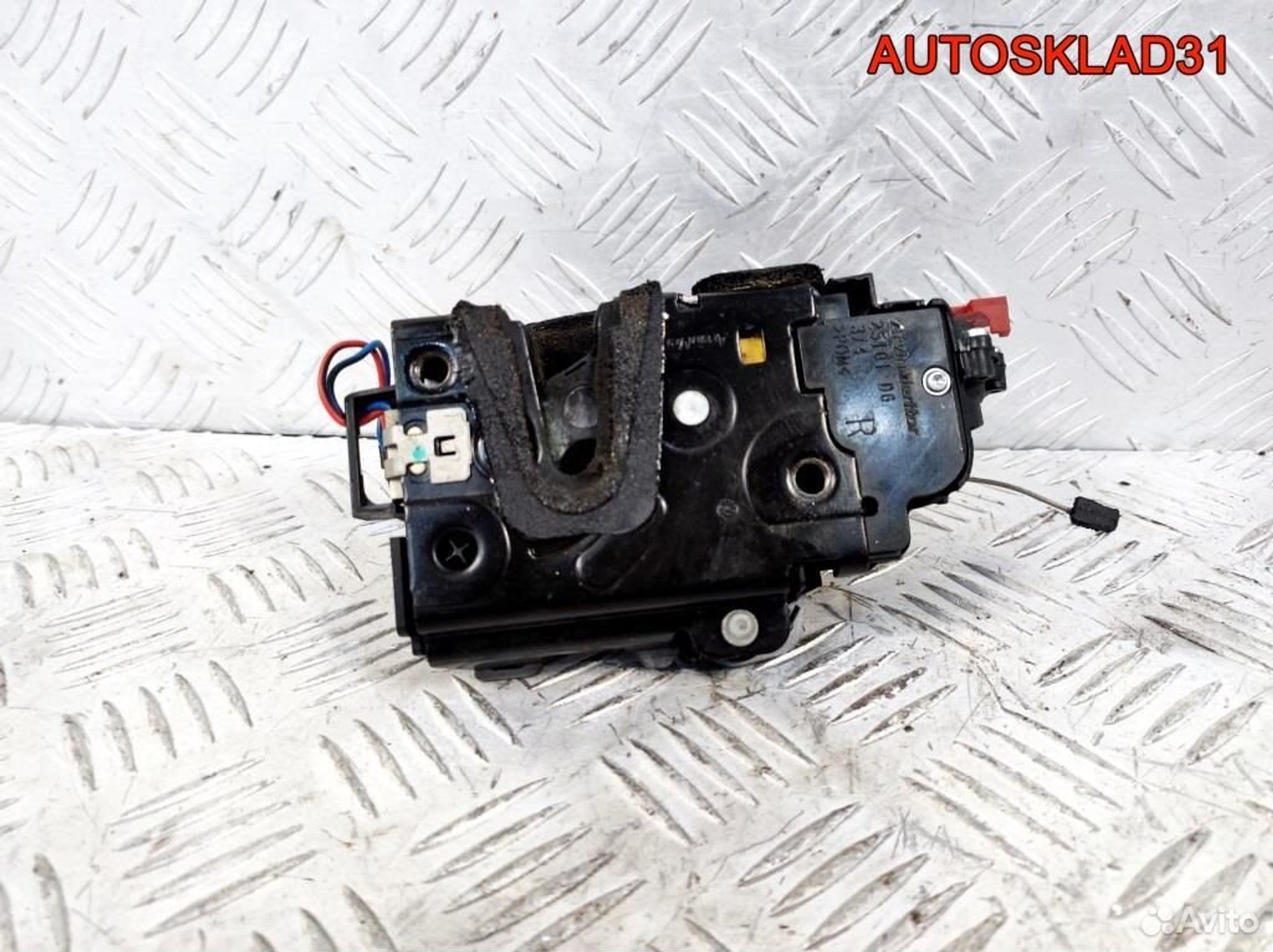 Замок двери задней правой Skoda Fabia 2 6Y0839016A, 2800 рублей, Дубовое