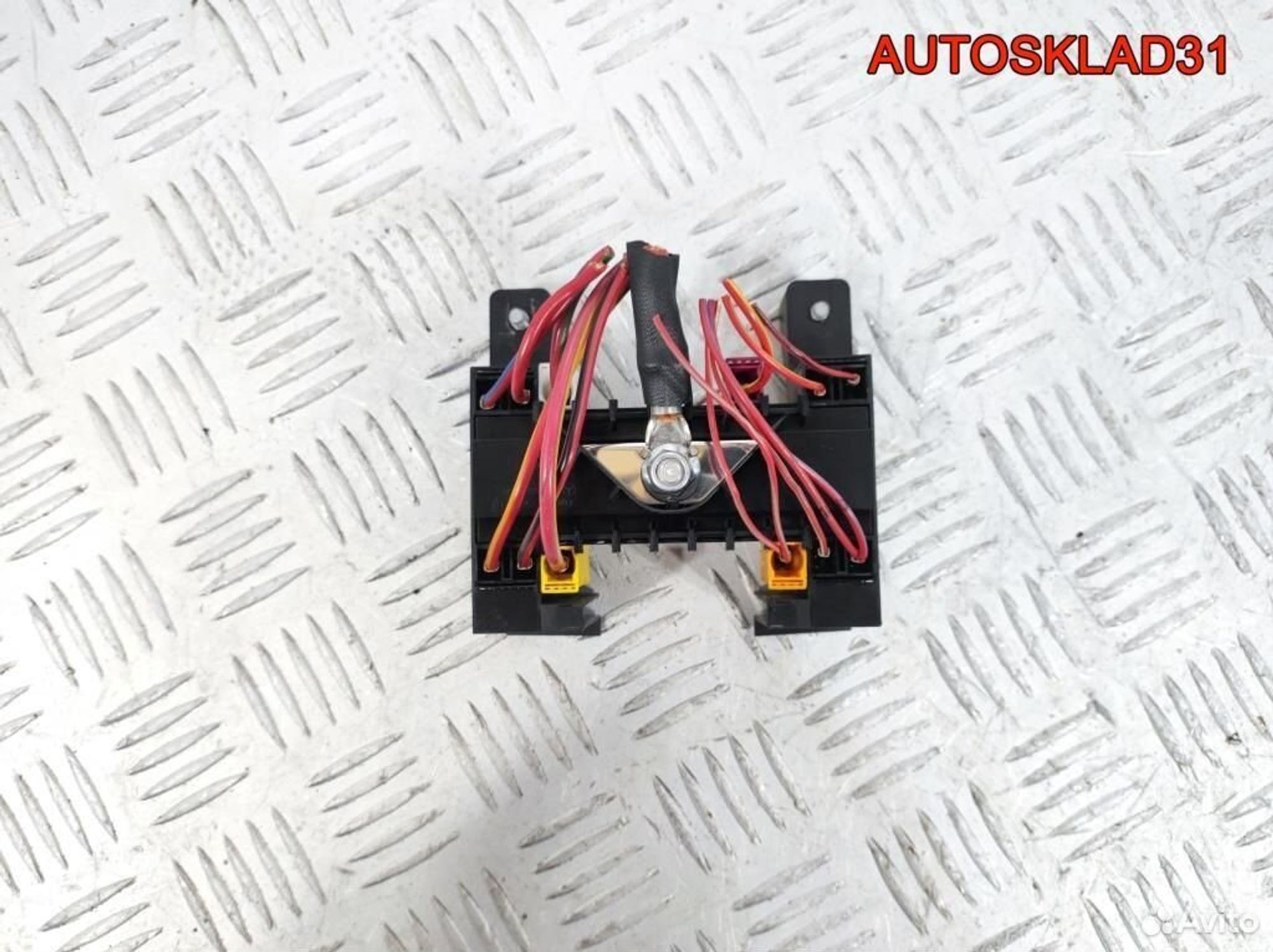 Блок предохранителей Mercedes W211 A2115450301, 1100 рублей, Дубовое