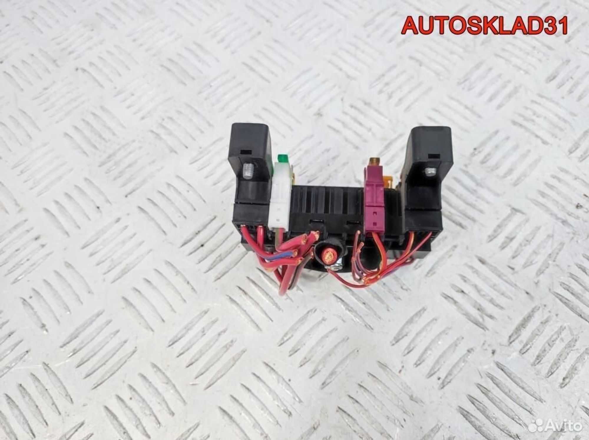 Блок предохранителей Mercedes W211 A2115450301, 1100 рублей, Дубовое