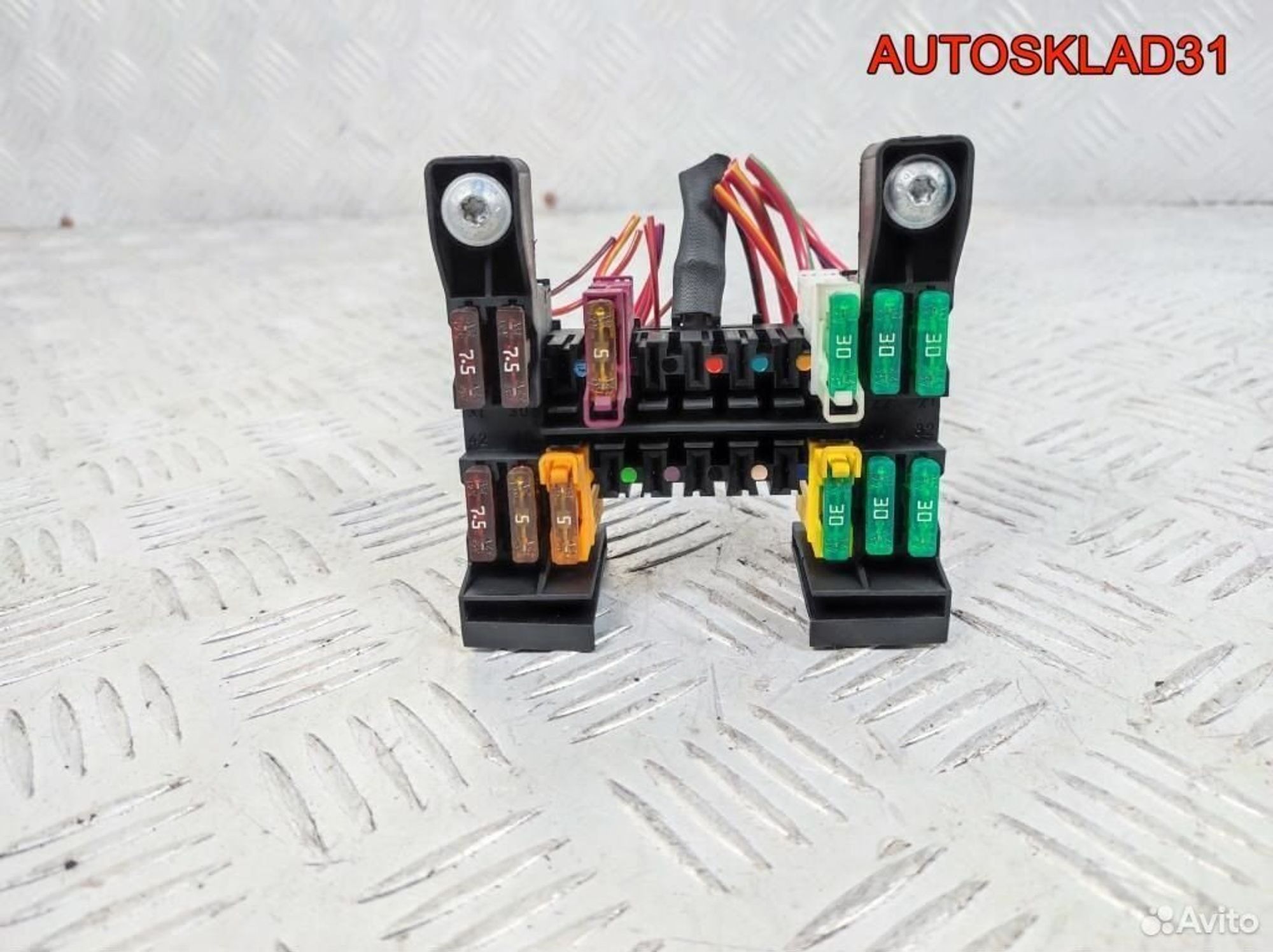 Блок предохранителей Mercedes W211 A2115450301, 1100 рублей, Дубовое