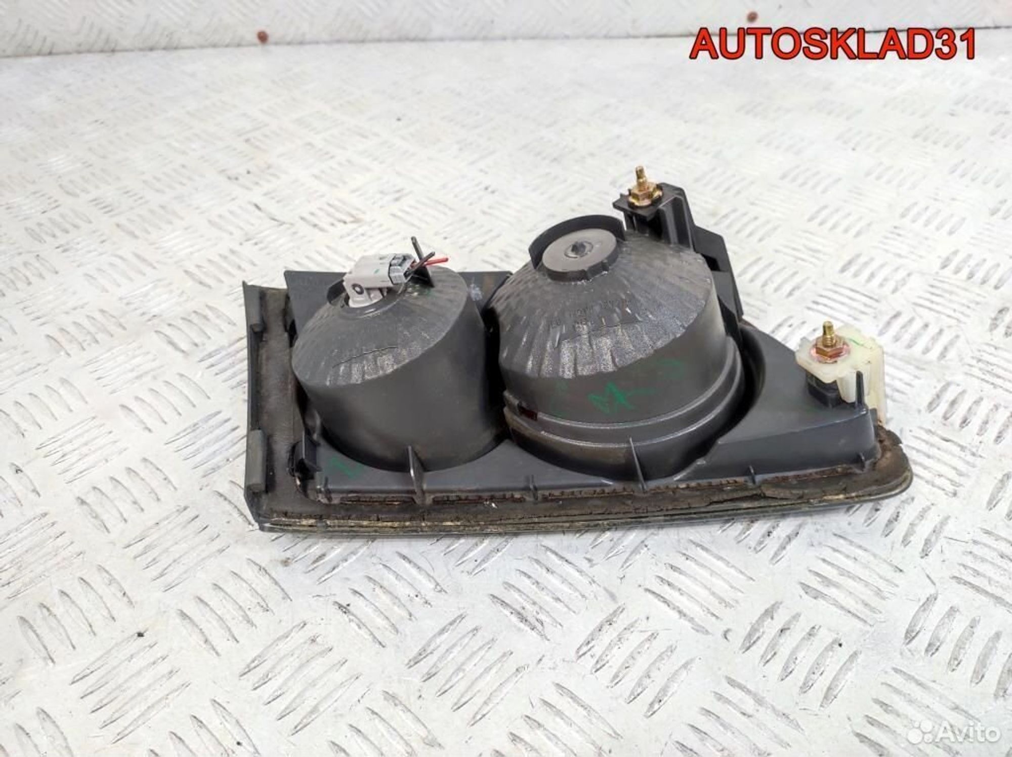 Фонарь задний внутренний правый Mazda 6 GG, 2100 рублей, Дубовое