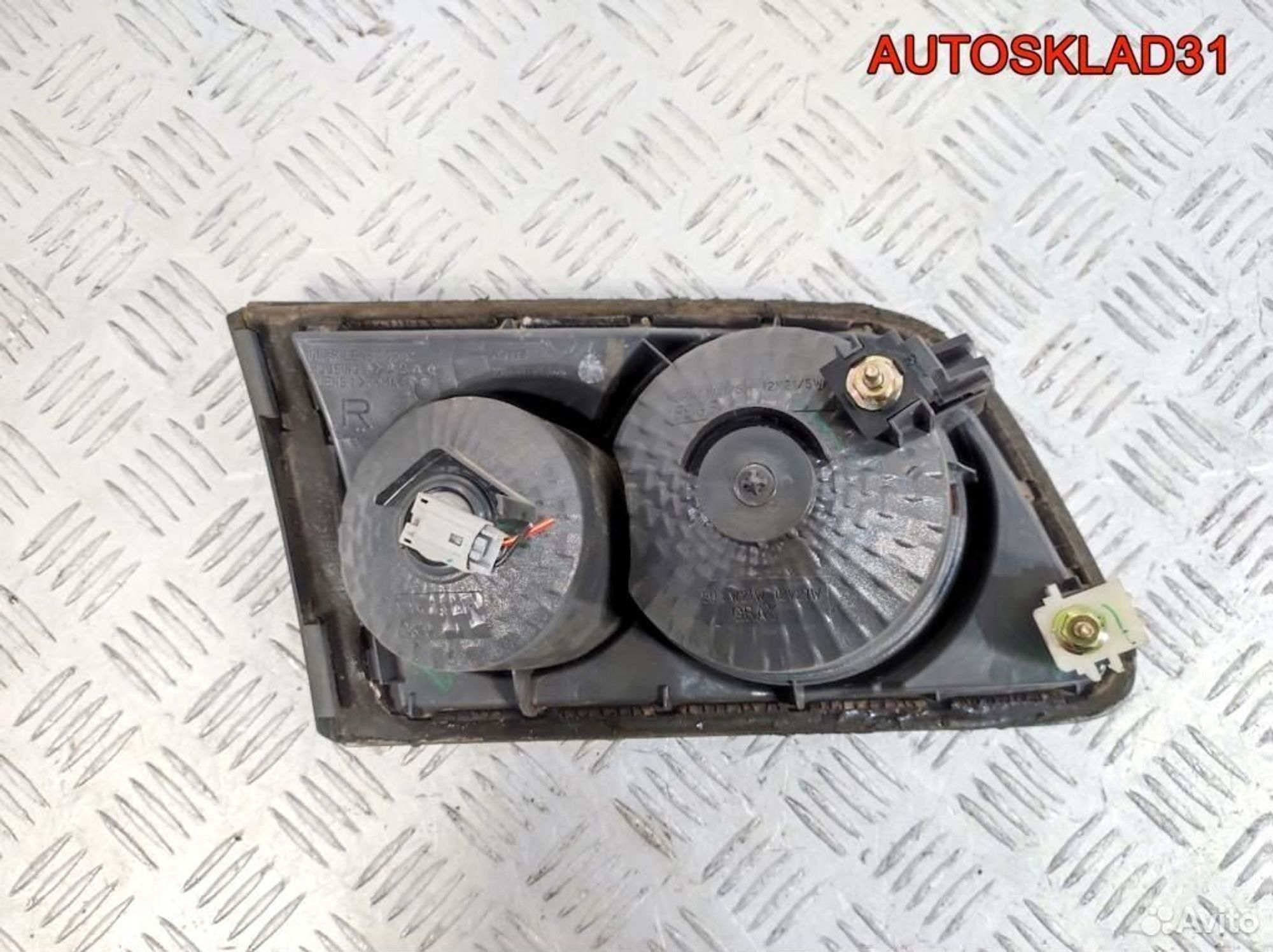 Фонарь задний внутренний правый Mazda 6 GG, 2100 рублей, Дубовое