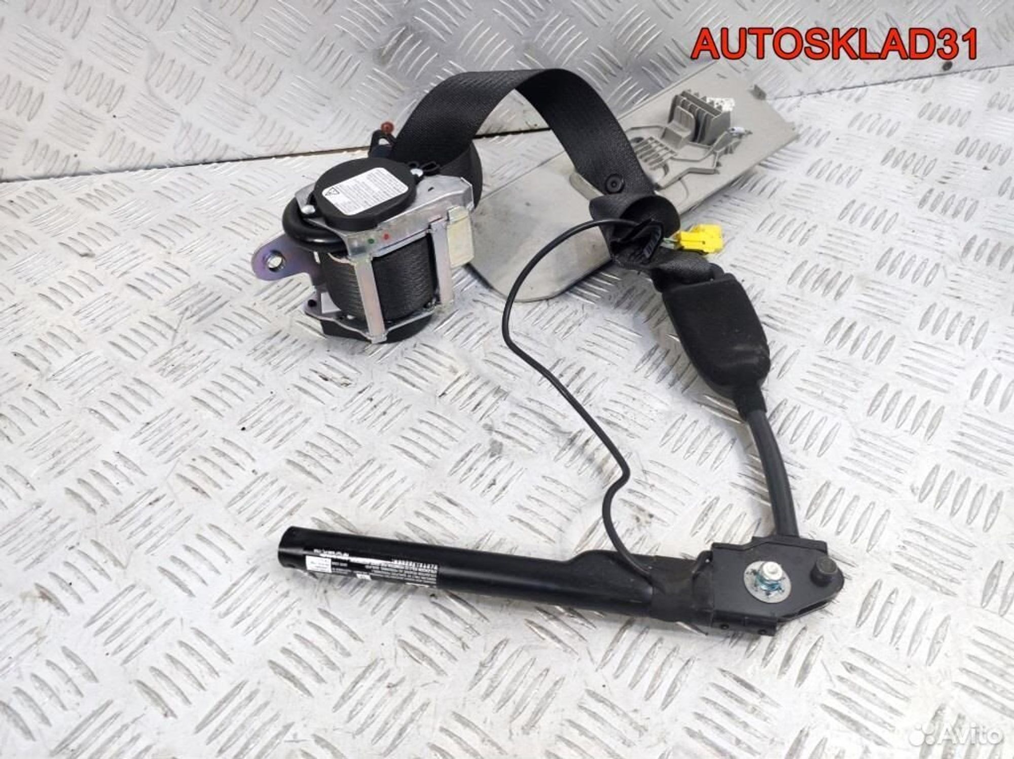 Ремень безопасности передний правый Opel Astra J, 4100 рублей, Дубовое