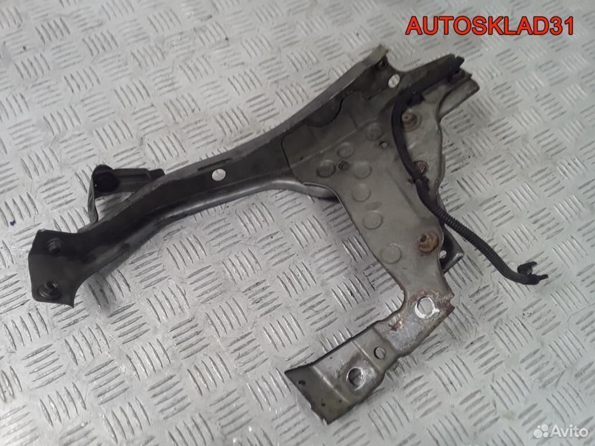 Панель передняя левая Opel Zafira B 13145253, 1800 рублей, Дубовое