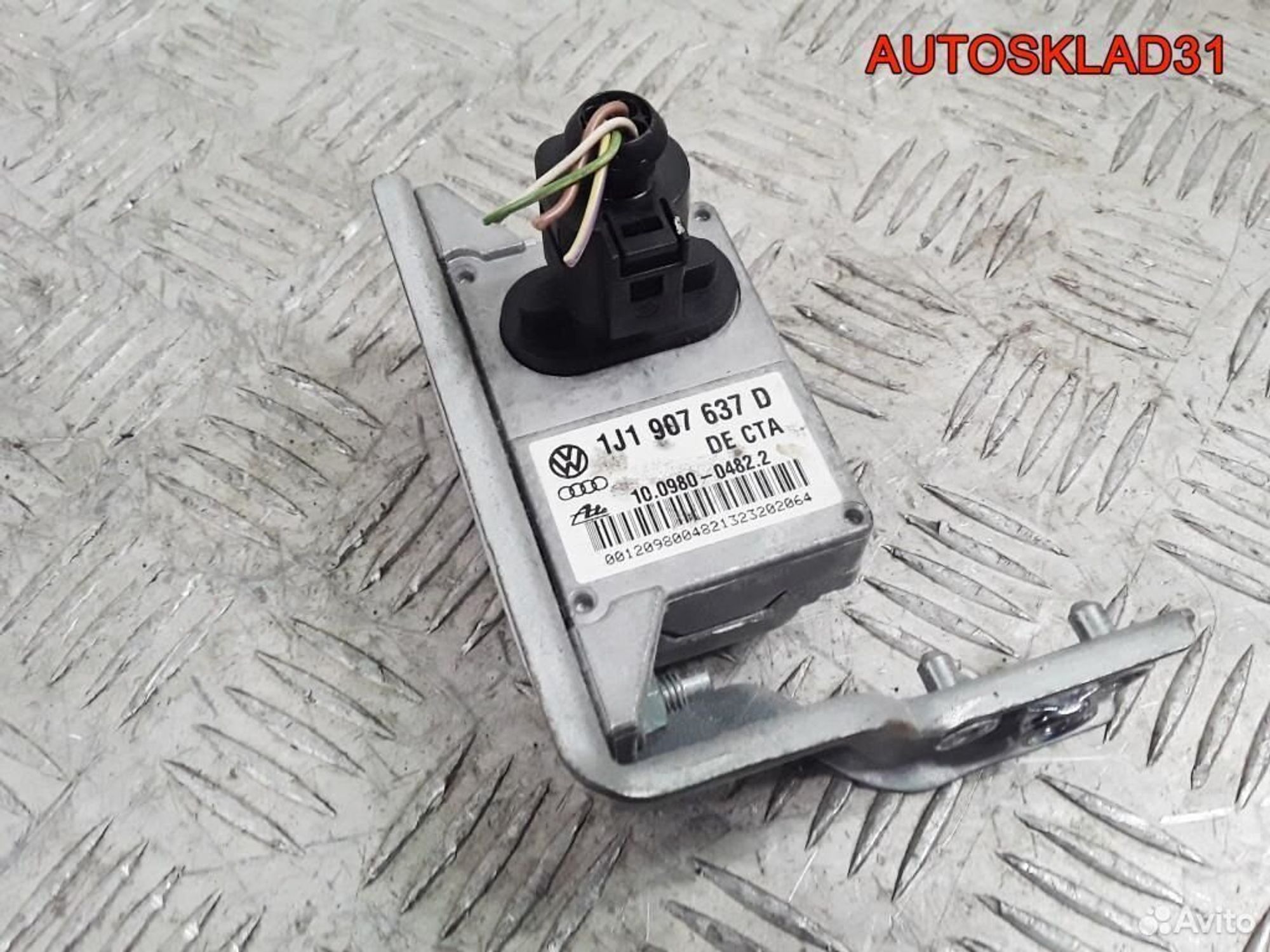 Датчик ускорения Volkswagen Golf 4 1J0907655A, 4000 рублей, Дубовое