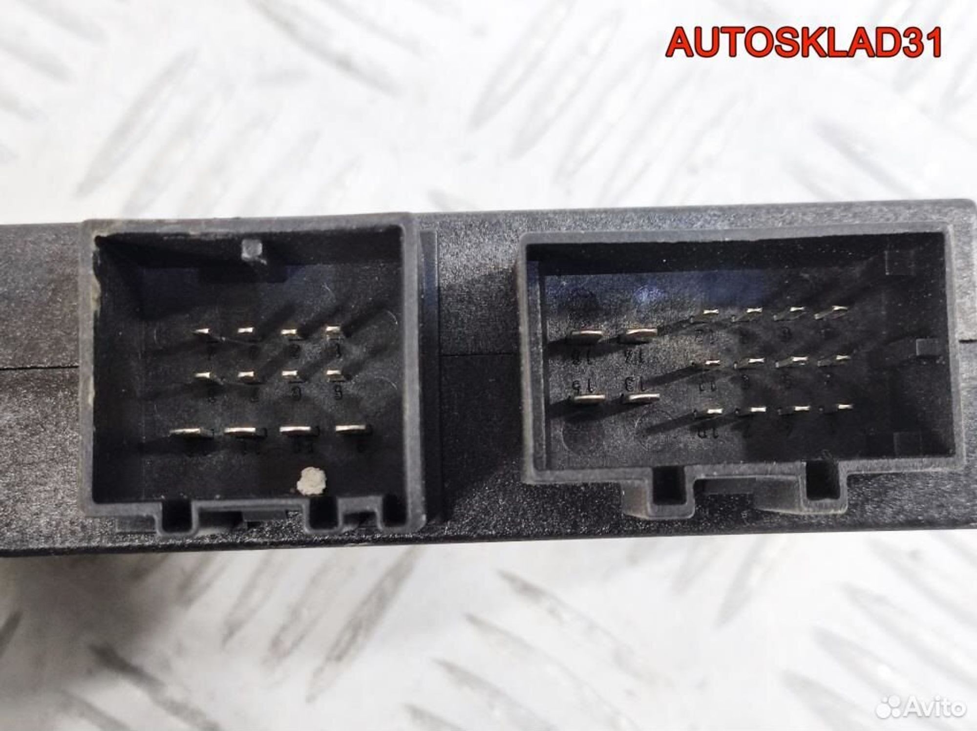 Блок управления фаркопом Audi A8 D3 4E0907383A, 3300 рублей, Дубовое