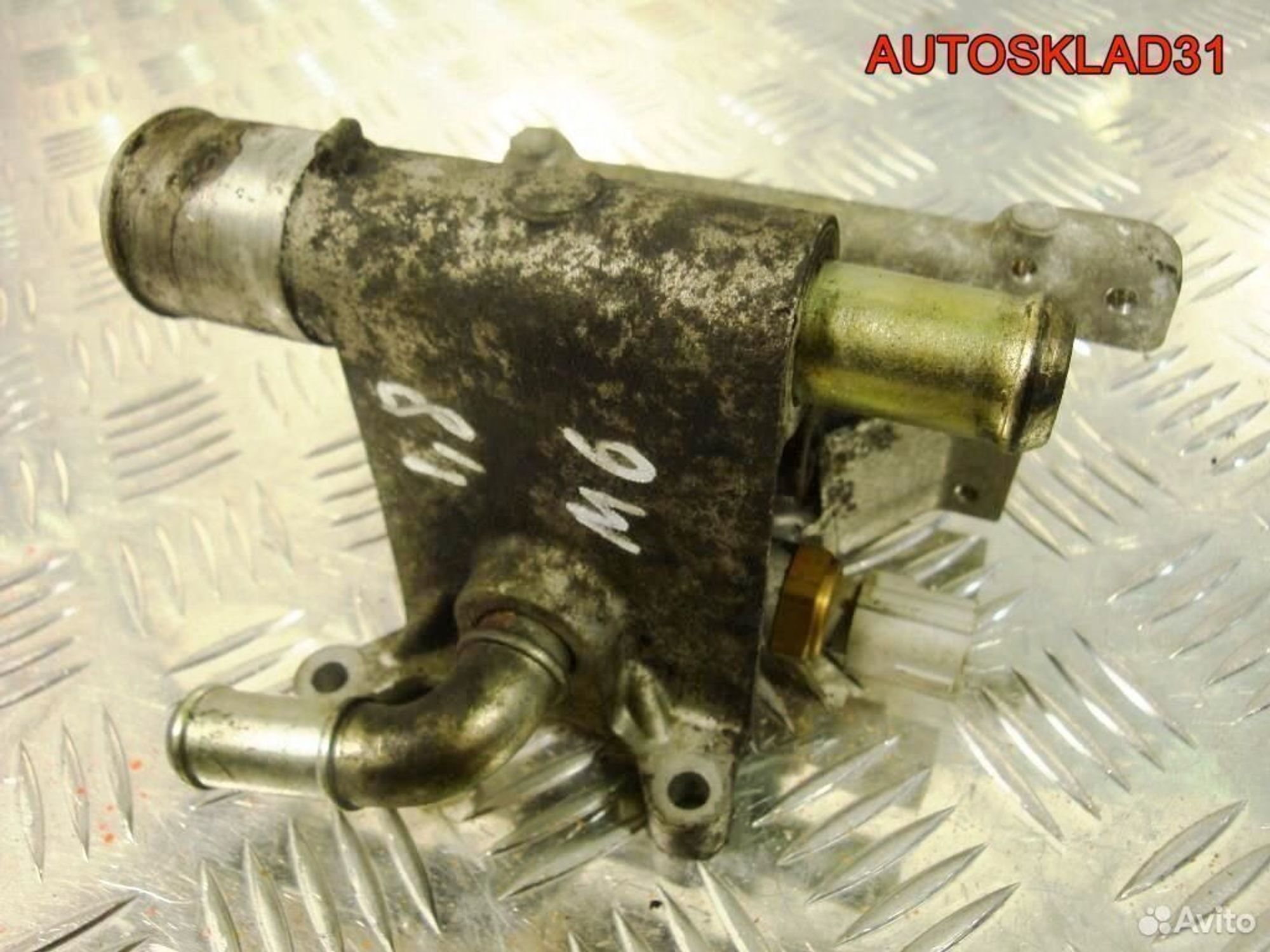 Фланец системы охлаждения Mazda 6 GG 1,8 L3331517Z, 1100 рублей, Дубовое