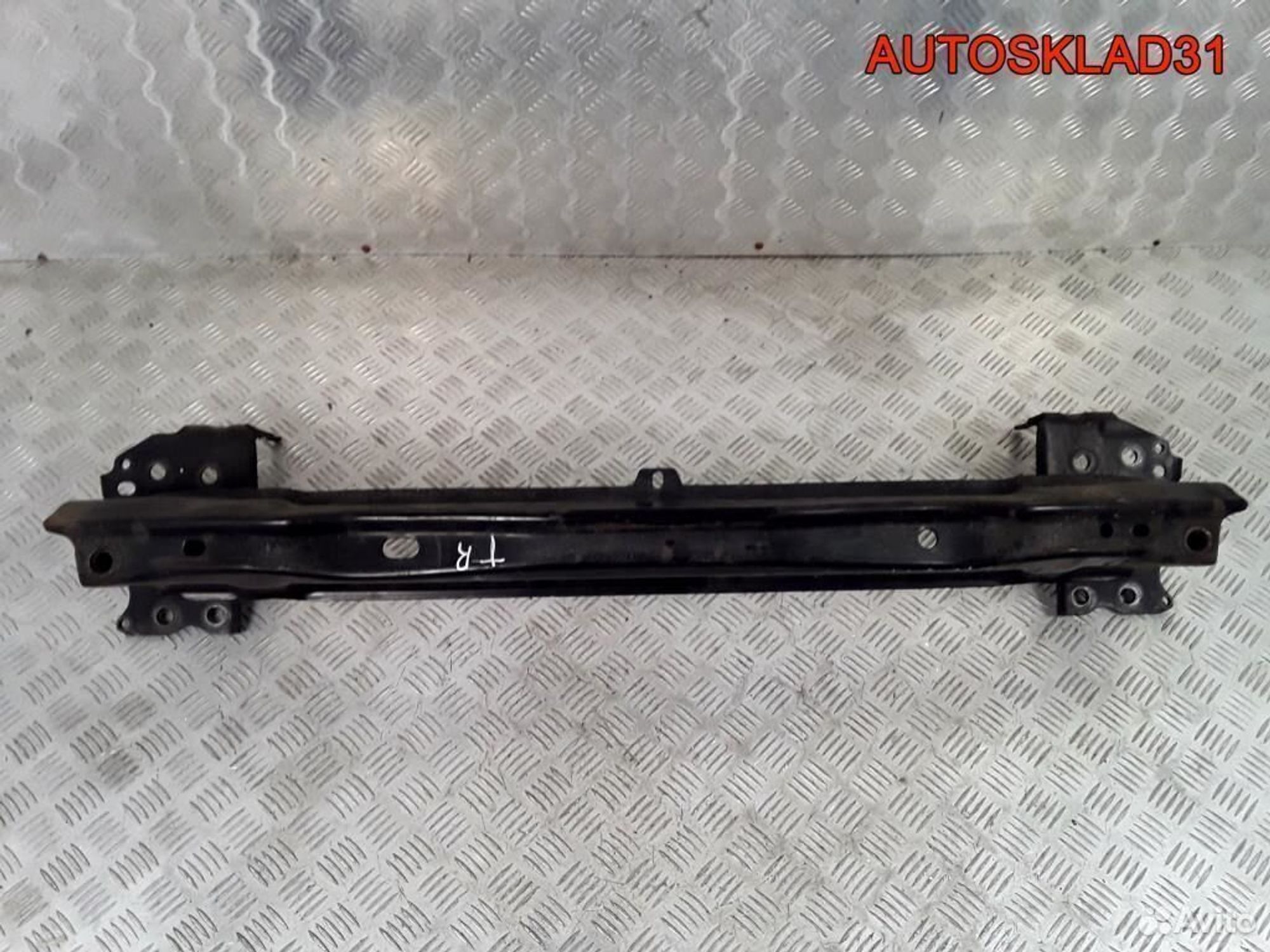 Усилитель переднего бампера VW Touareg 7L0807109E, 2500 рублей, Дубовое