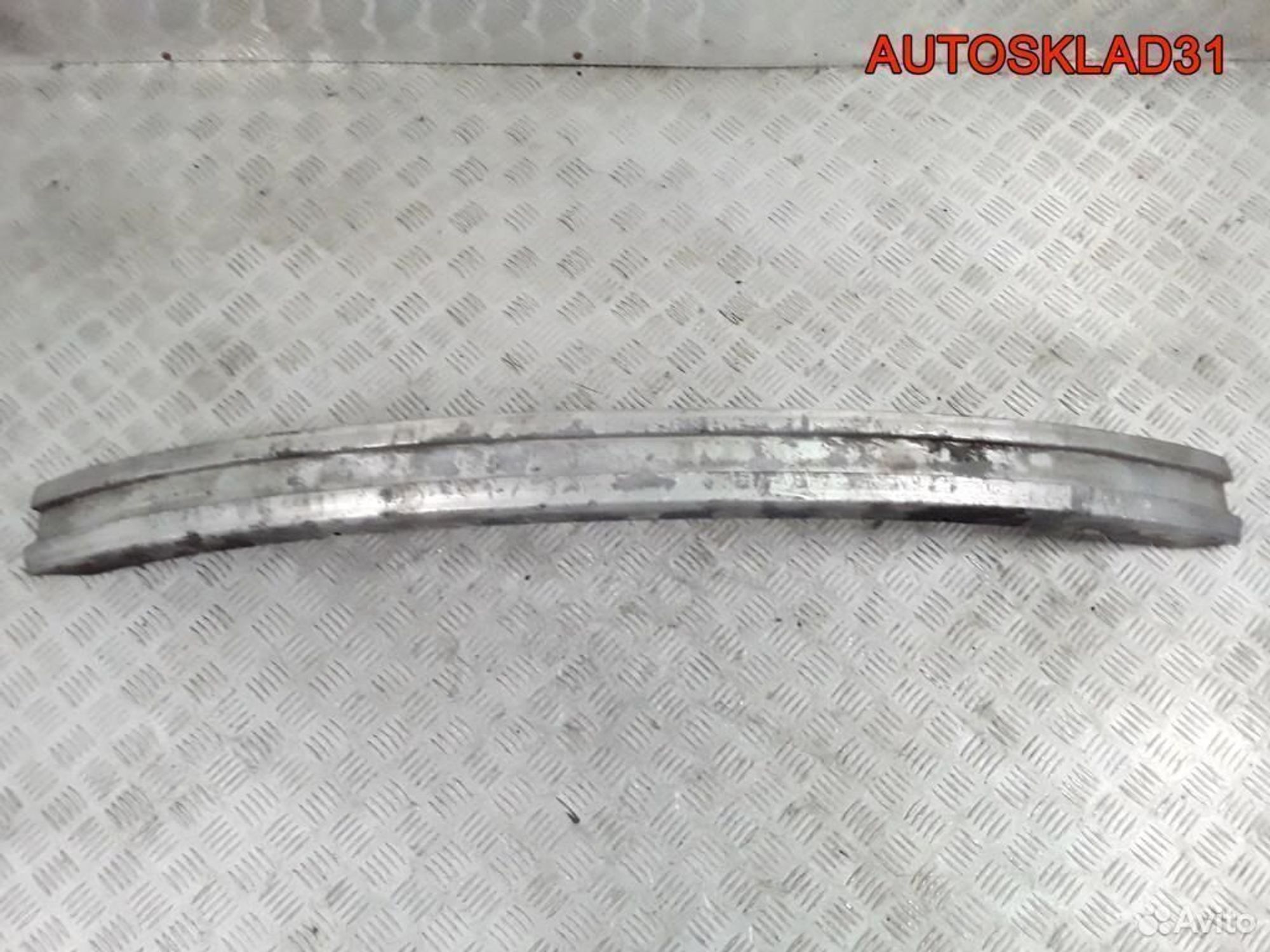 Усилитель переднего бампера VW Passat B5 3B0807113, 1800 рублей, Дубовое