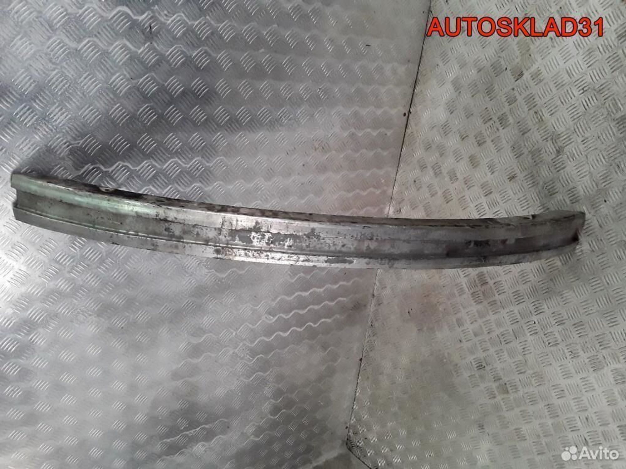 Усилитель переднего бампера VW Passat B5 3B0807113, 1800 рублей, Дубовое