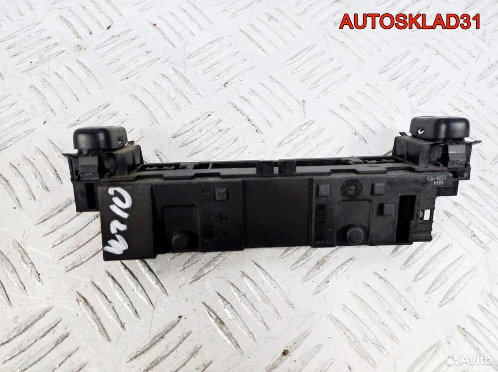 Блок кнопок обогрева сидений Mercedes Benz W210, 900 рублей, Дубовое