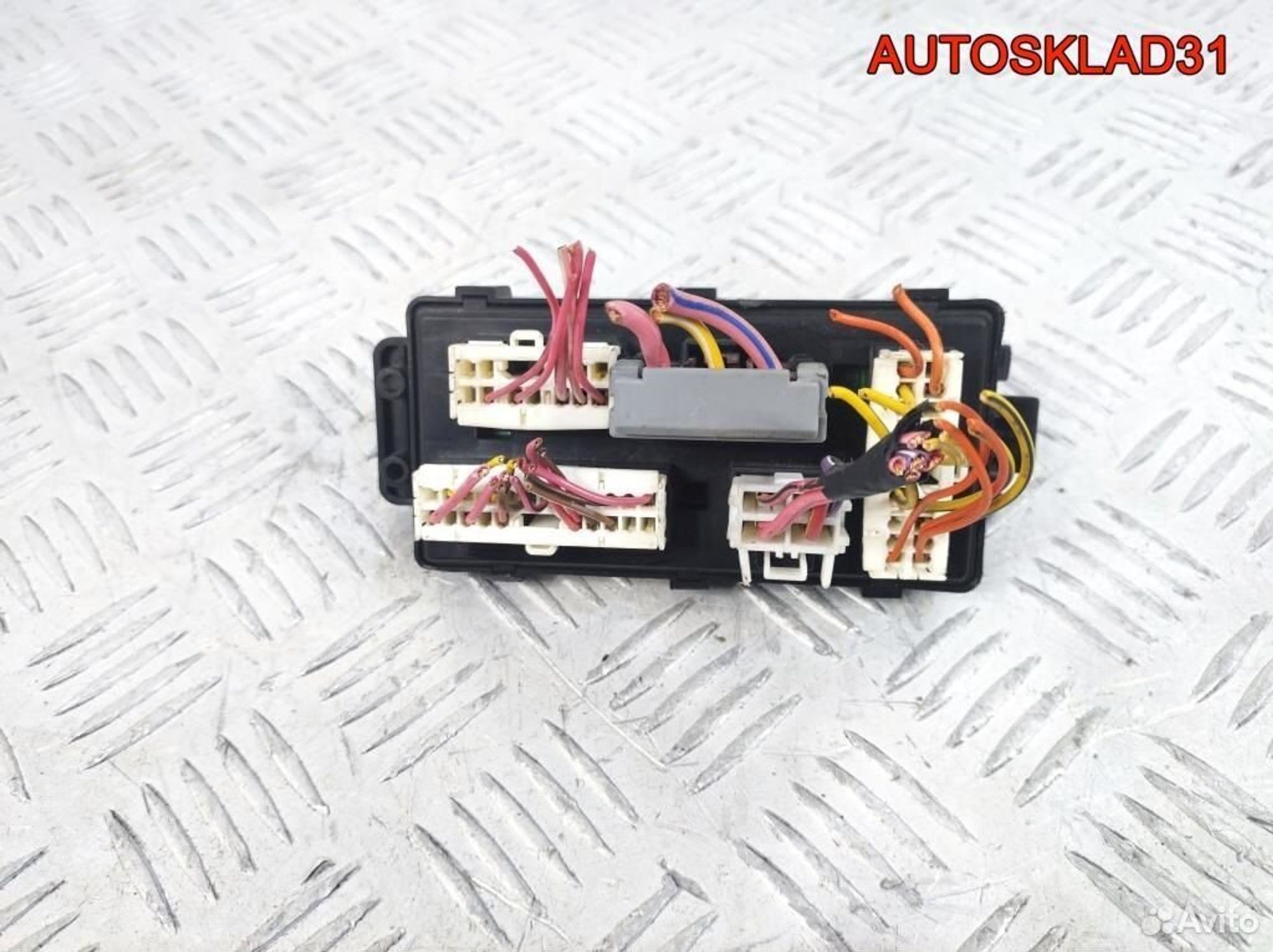 Блок предохранителей Chevrolet Evanda 96489524, 2100 рублей, Дубовое