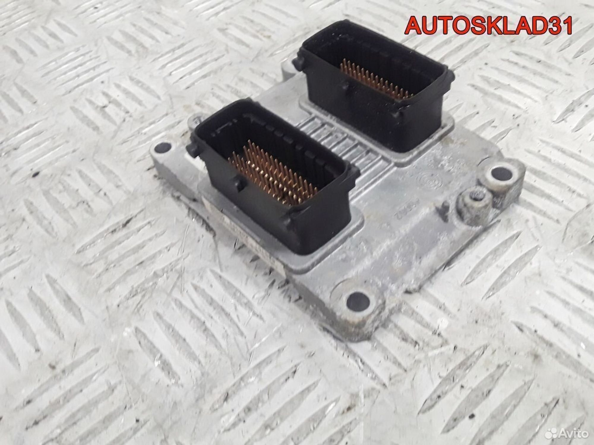 Блок эбу Opel Corsa C 1,0 Z10XEP 55354327 Бензин, 3200 рублей, Дубовое