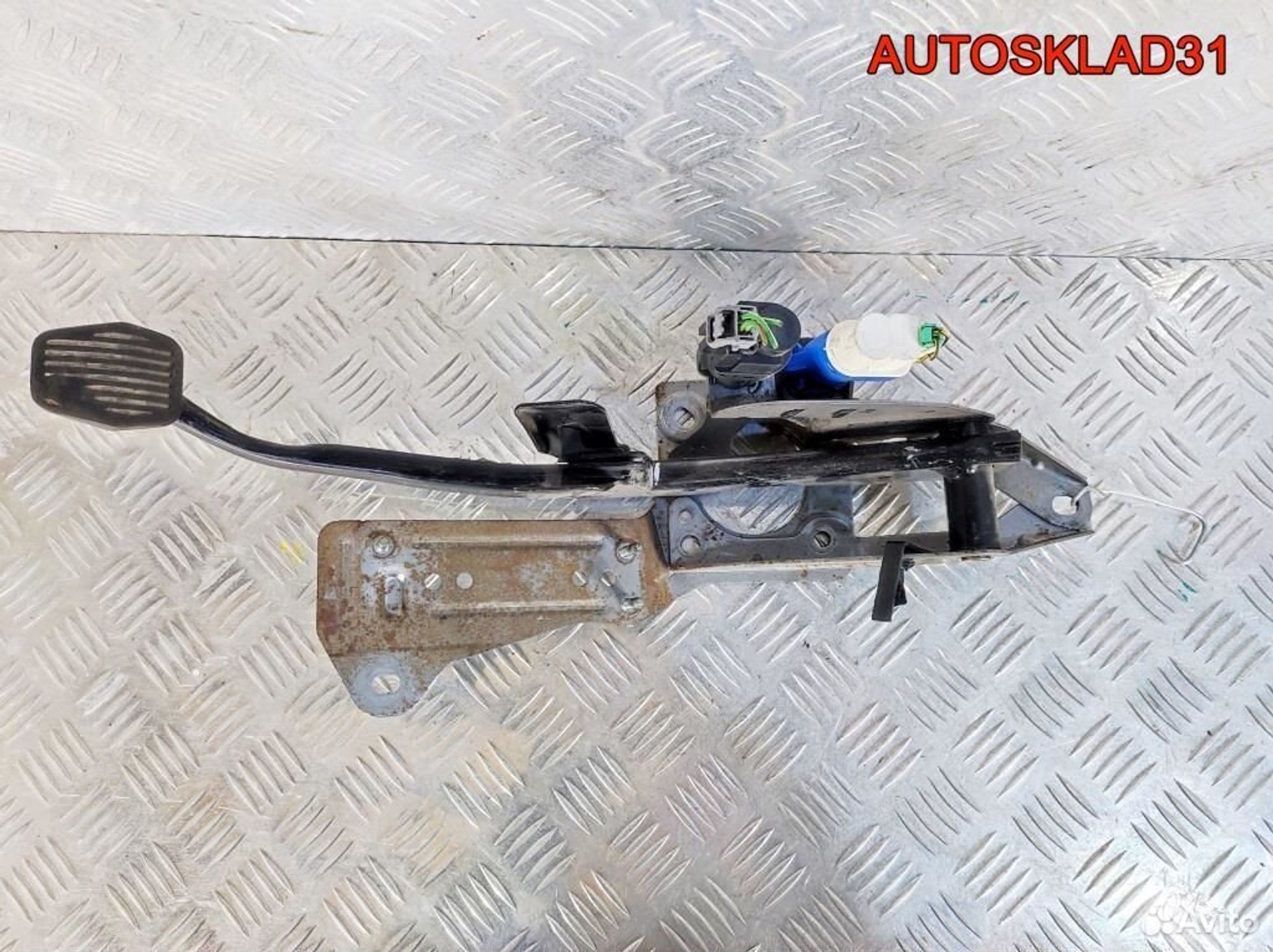 Педаль тормоза МКПП Ford C-MAX 3M512467AN, 1100 рублей, Дубовое